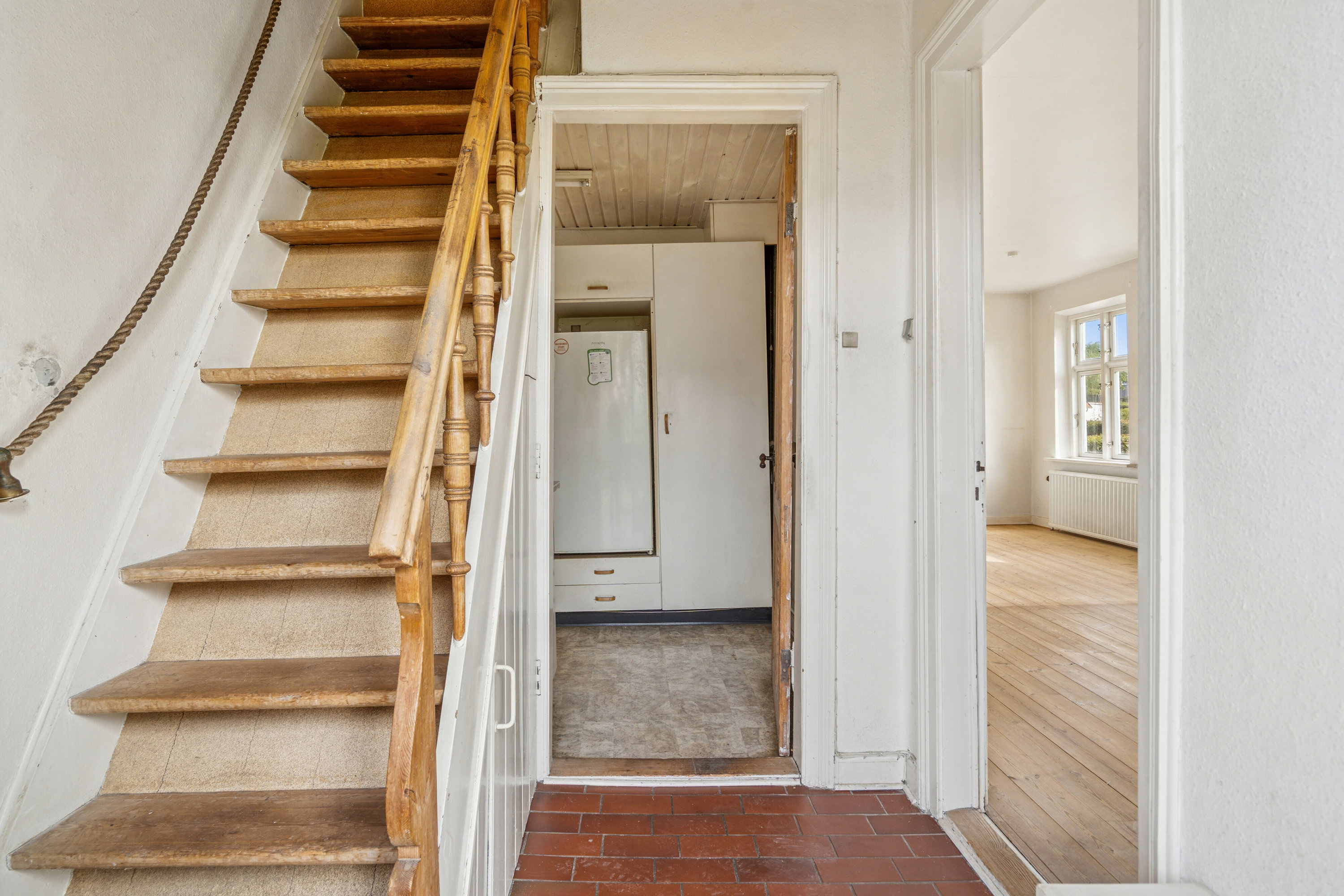 Fremhævet trappe billede i fuldskærmstilstand. Billede af Fraugdevej 77, Fraugde, 5220 Odense SØ