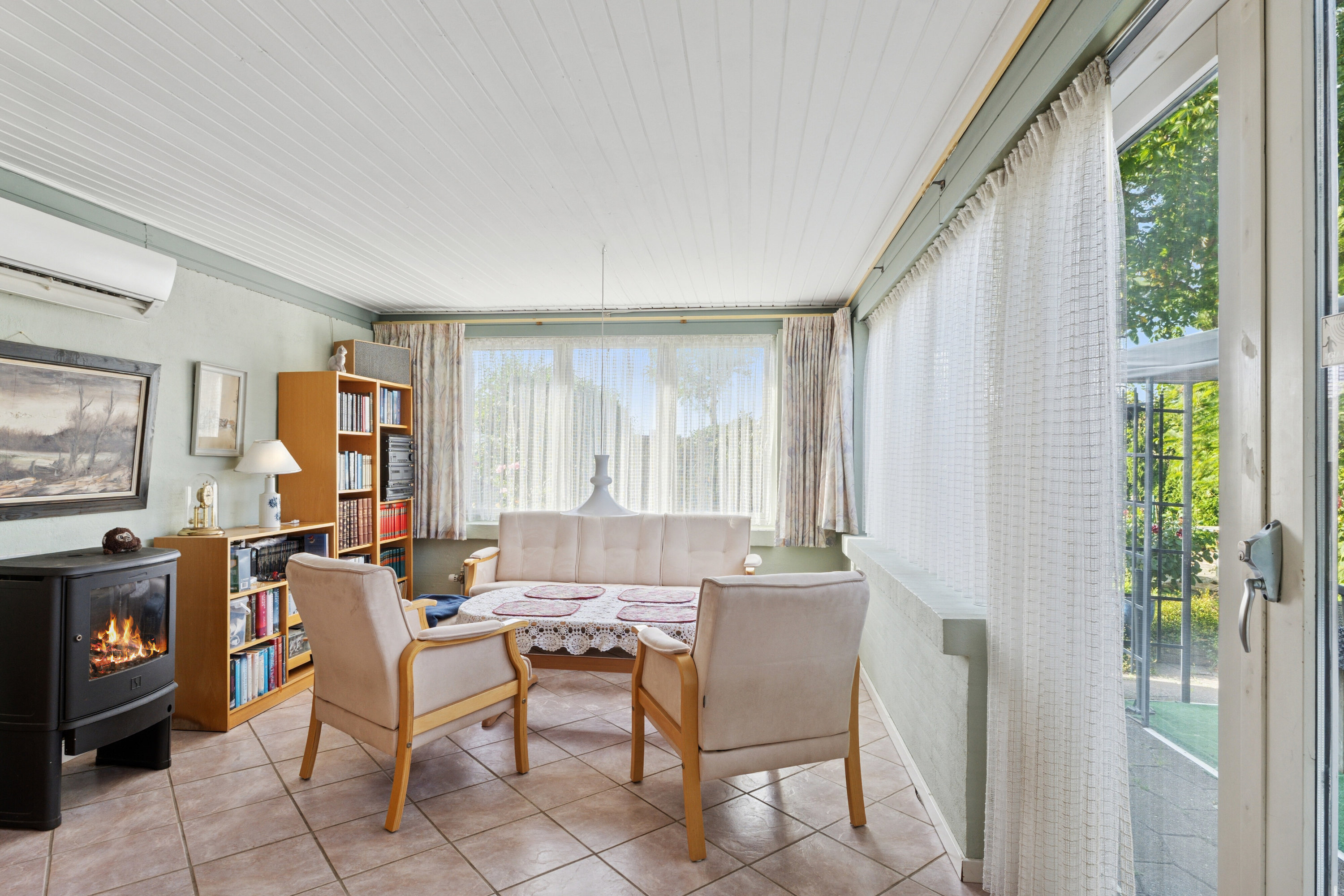 Fremhævet stue billede i fuldskærmstilstand. Billede af Lindevej 28, 4760 Vordingborg