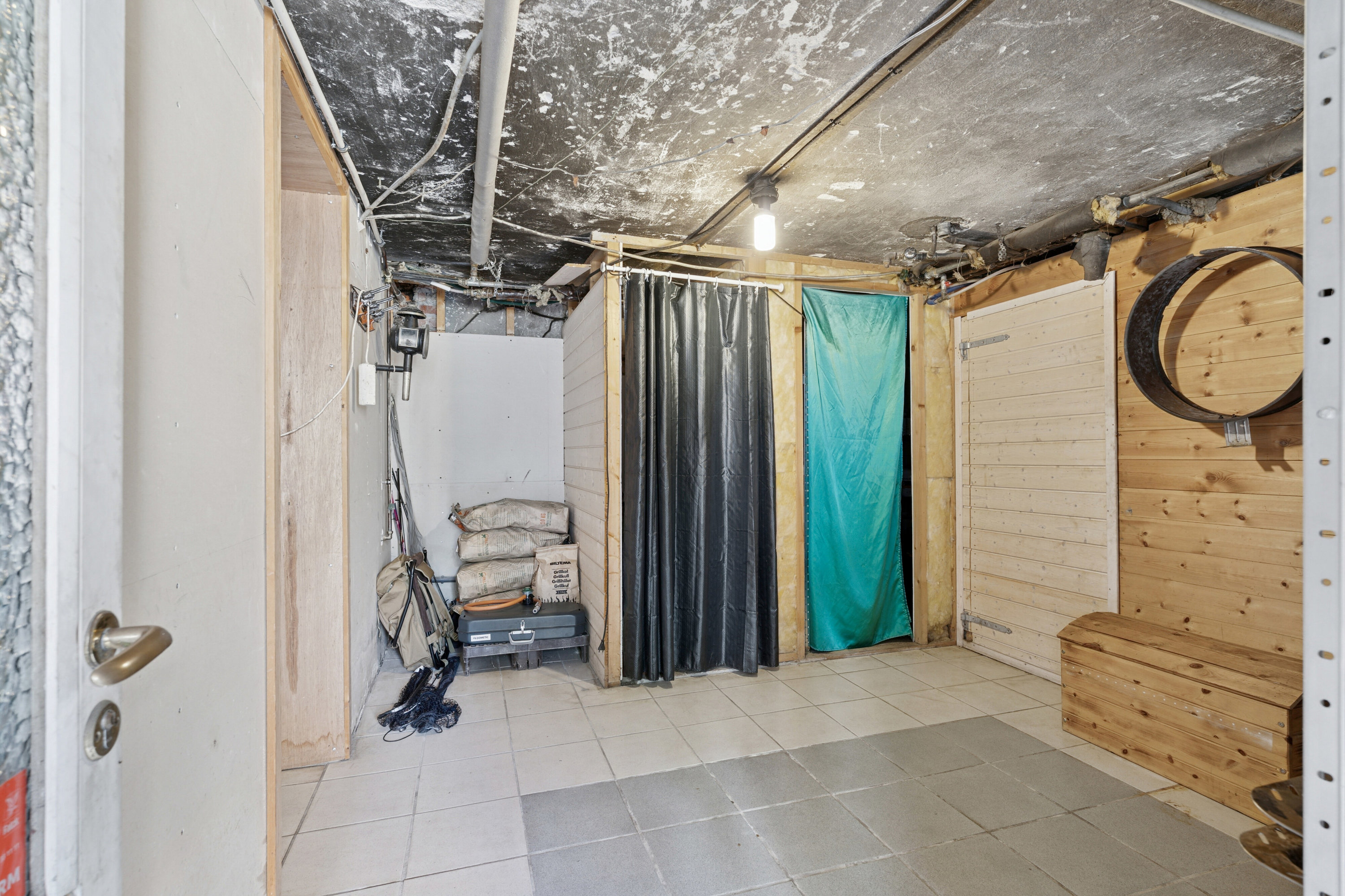 Fremhævet indendørs billede i fuldskærmstilstand. Billede af Porsevej 2, 7470 Karup J