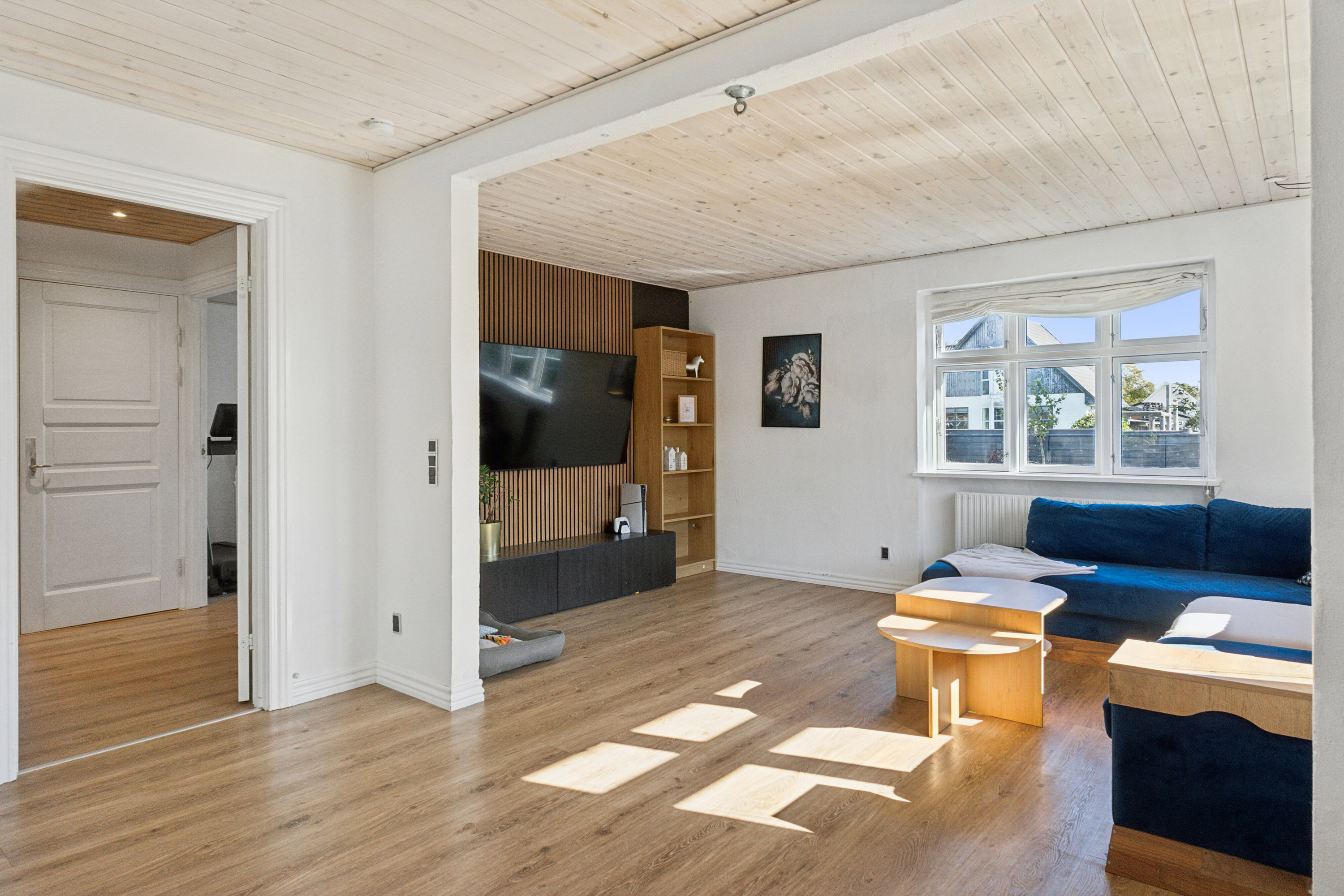 Fremhævet stue billede i fuldskærmstilstand. Billede af Skagensvej 185, 9800 Hjørring