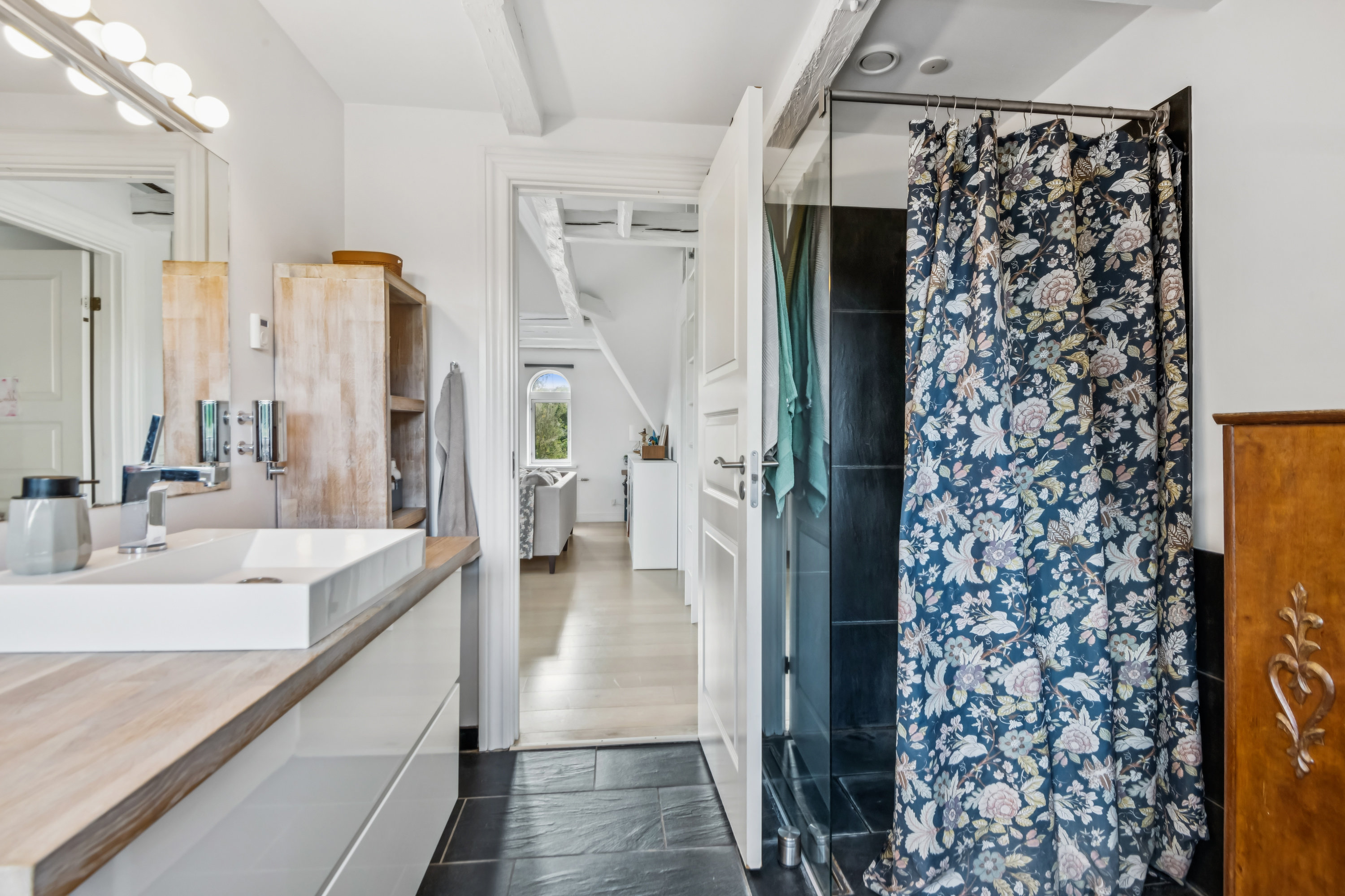 Fremhævet badeværelse billede i fuldskærmstilstand. Billede af Klostermarken 20, 9000 Aalborg