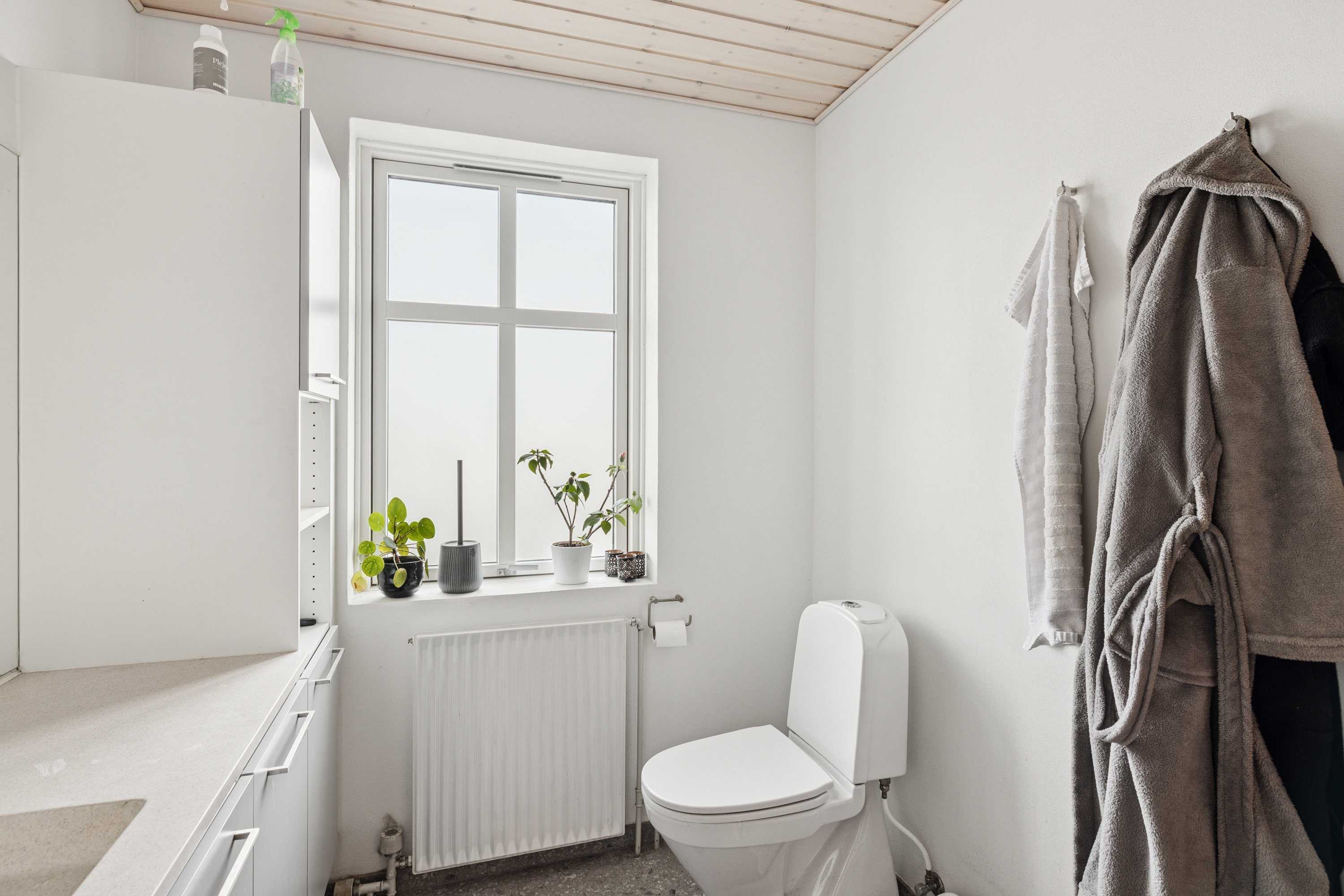 Fremhævet badeværelse billede i fuldskærmstilstand. Billede af Østergade 18, Ørum, 8830 Tjele