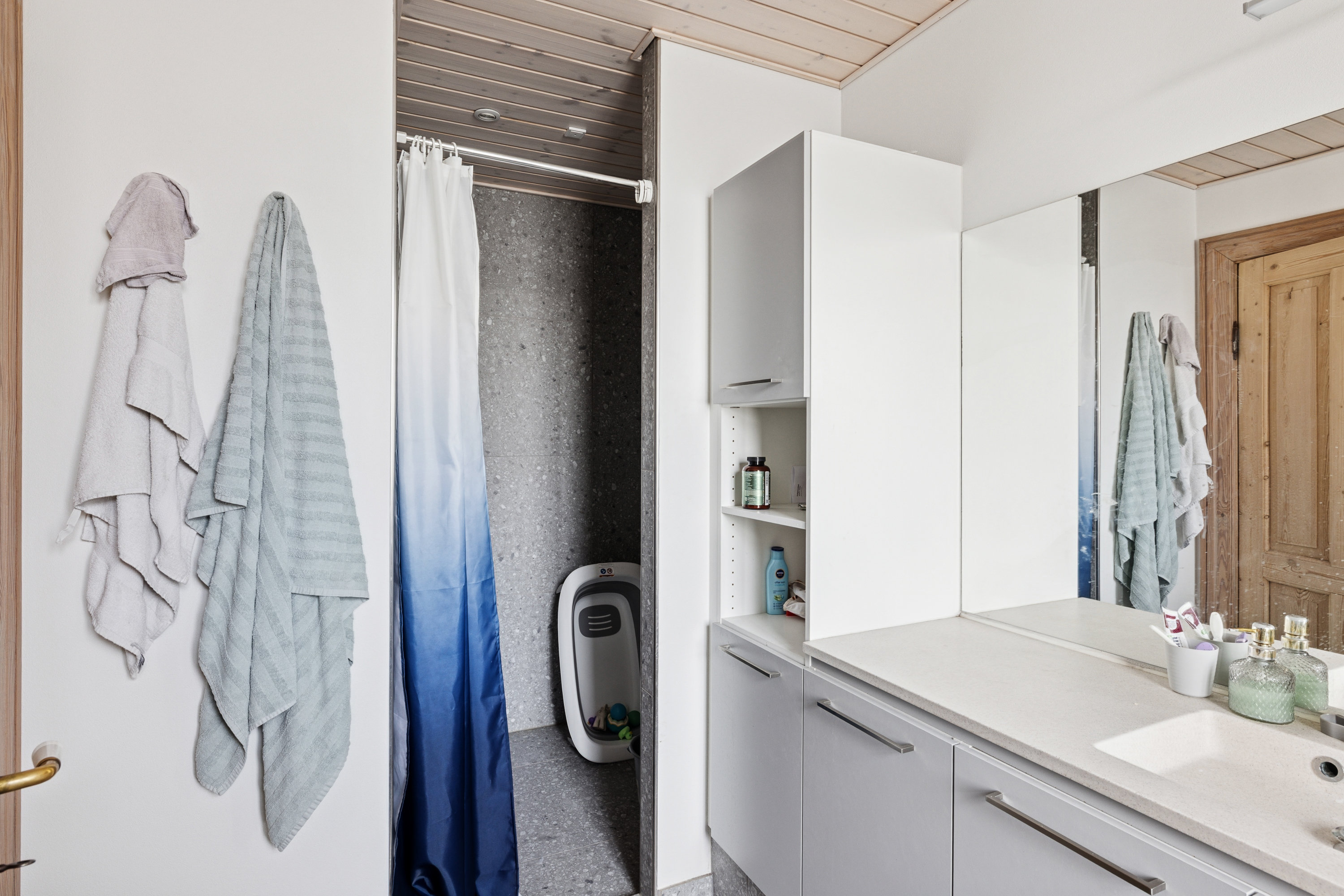 Fremhævet badeværelse billede i fuldskærmstilstand. Billede af Østergade 18, Ørum, 8830 Tjele