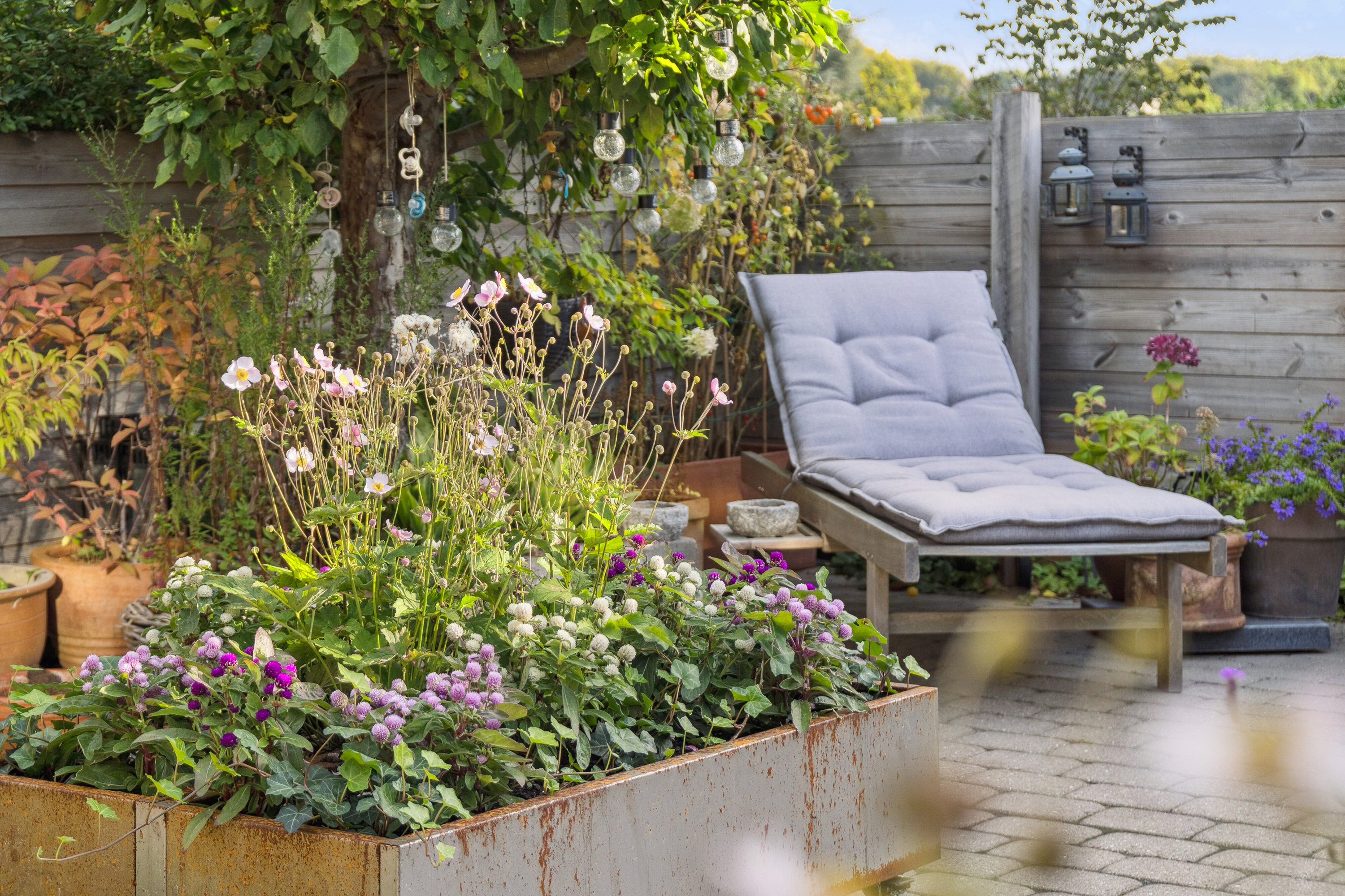 Fremhævet udendørs billede i fuldskærmstilstand. Billede af Holmekrogen 24, 2830 Virum