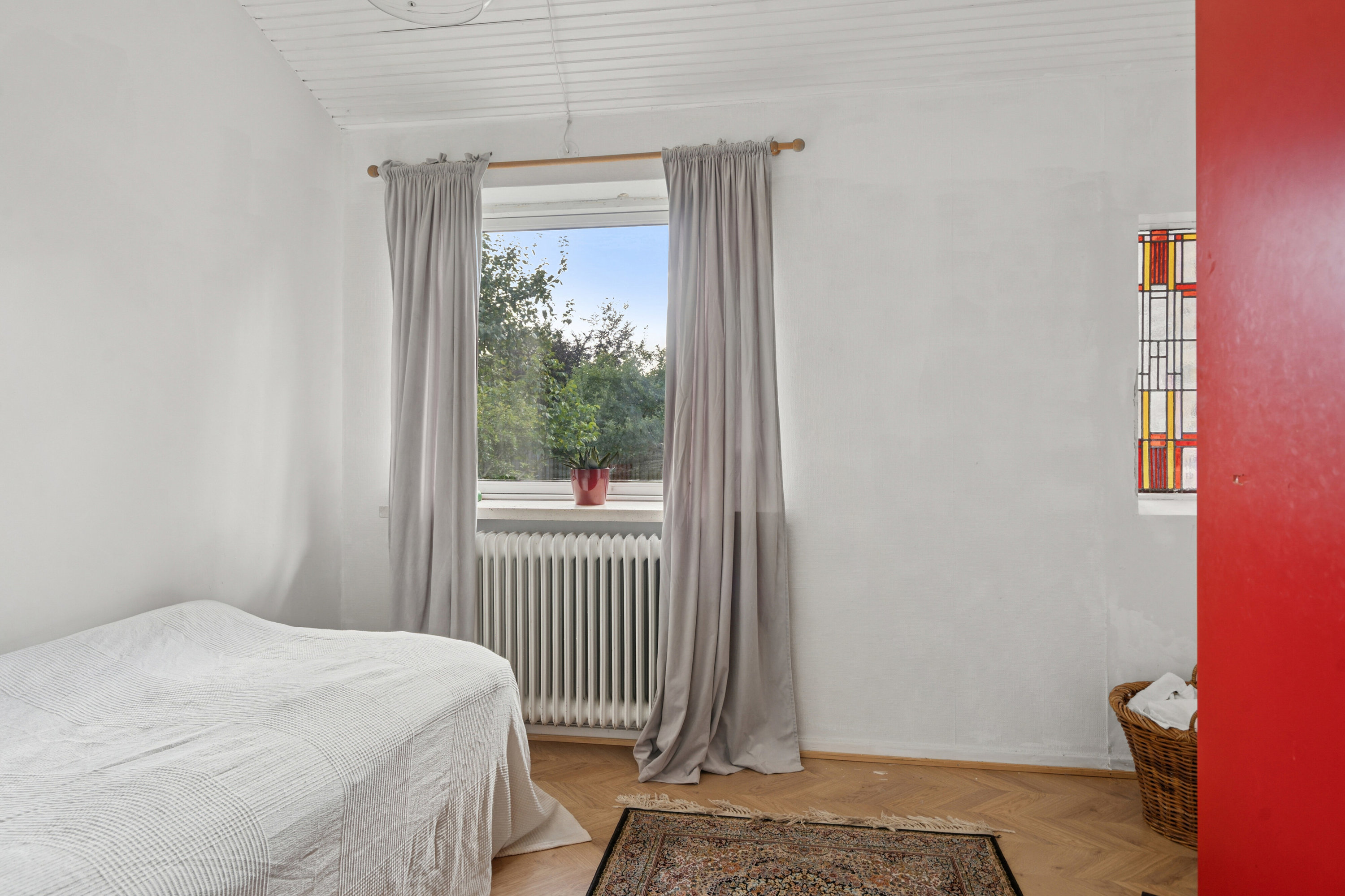 Fremhævet soveværelse billede i fuldskærmstilstand. Billede af Korup Åbakke 1, Korup, 5210 Odense NV