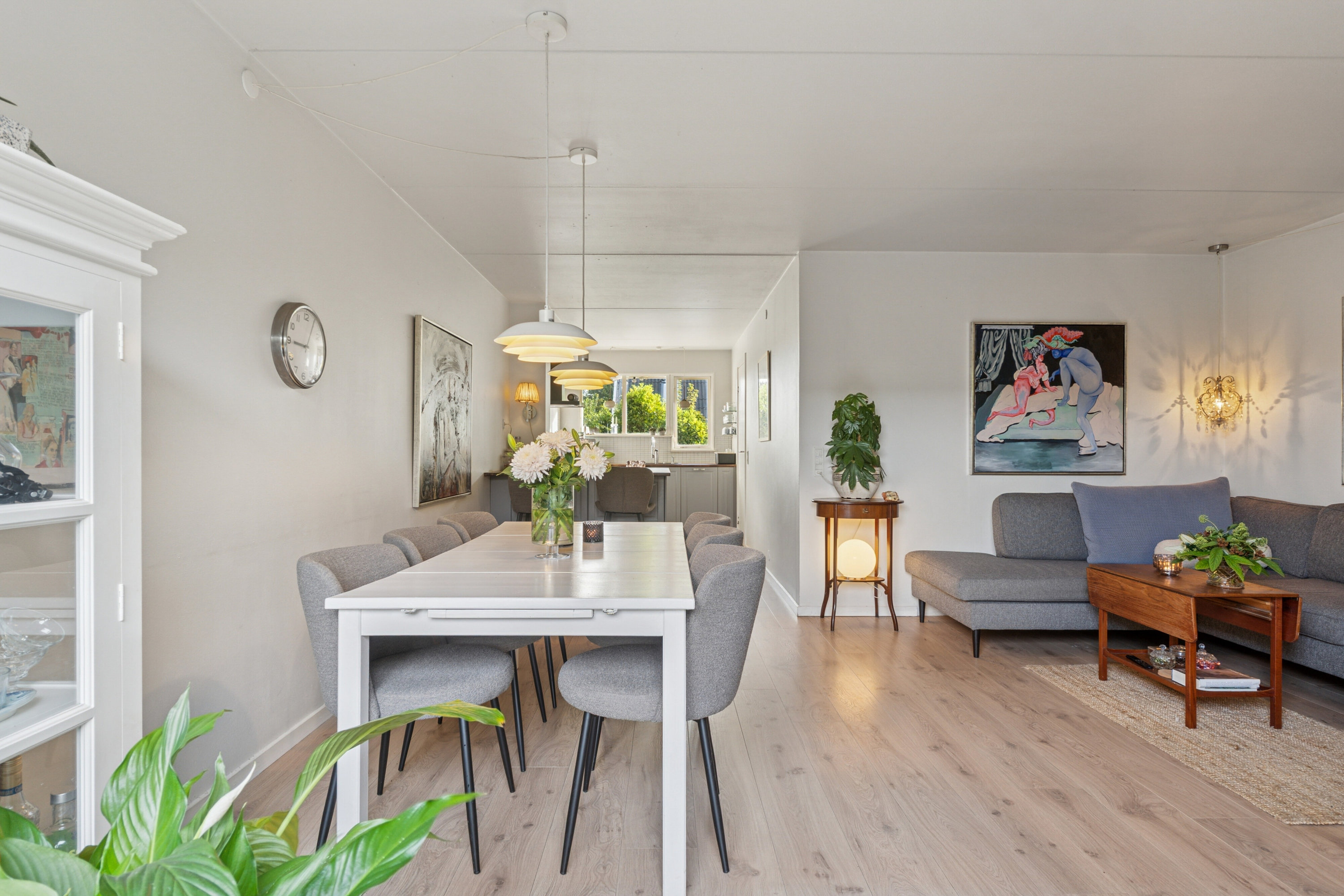 Fremhævet stue billede i fuldskærmstilstand. Billede af Holmekrogen 24, 2830 Virum