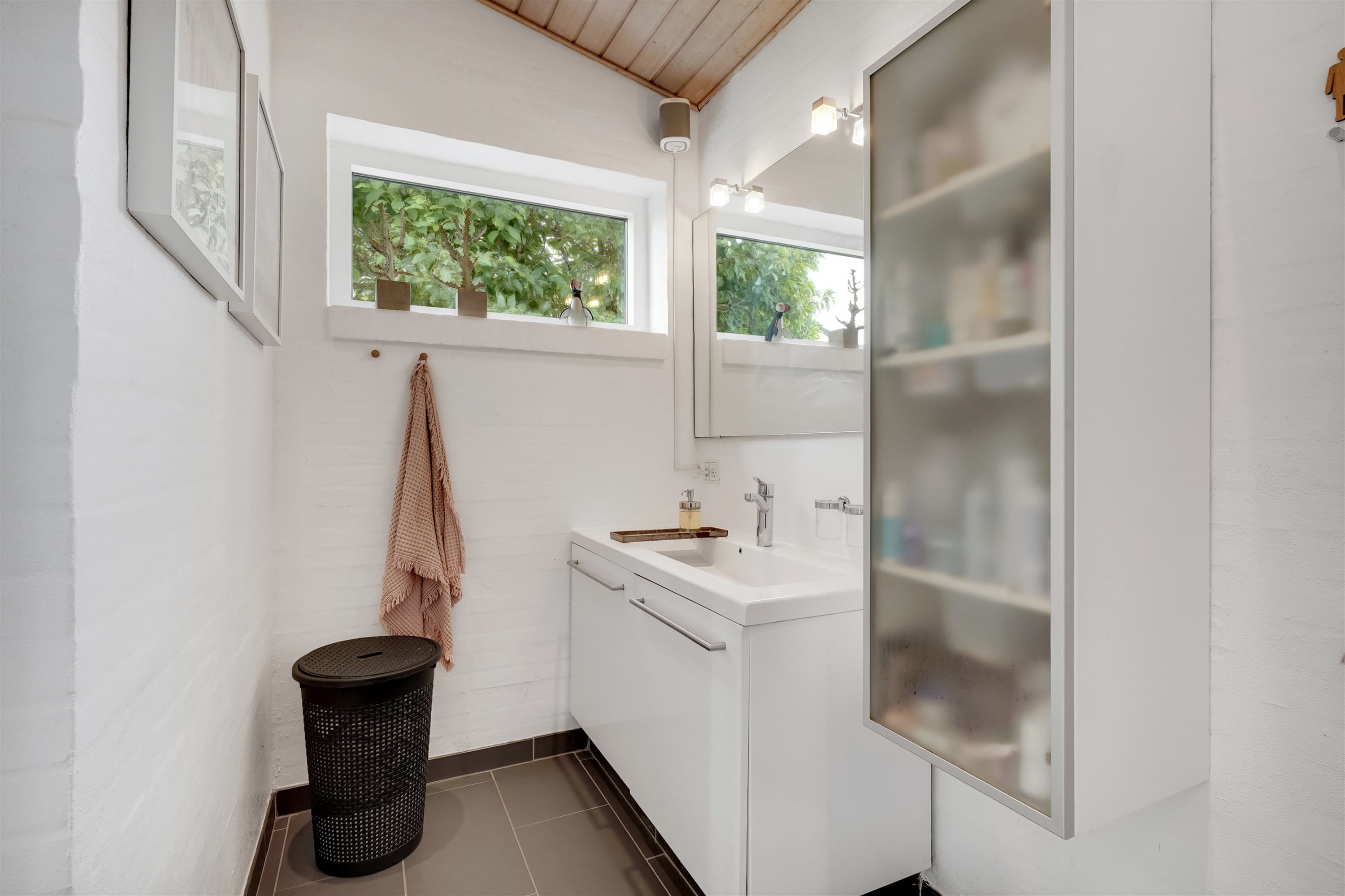 Fremhævet  billede i fuldskærmstilstand. Billede af Granvej 4, 6710 Esbjerg V