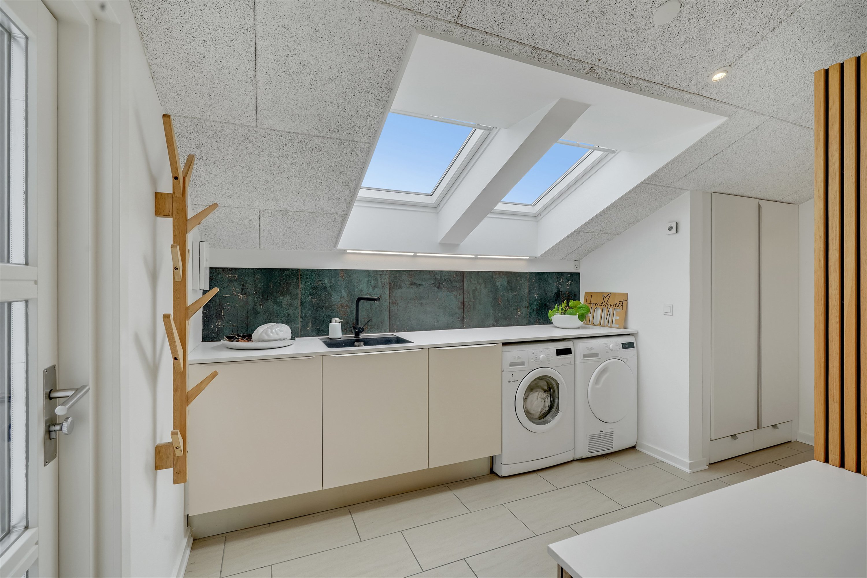 Fremhævet  billede i fuldskærmstilstand. Billede af Granvej 4, 6710 Esbjerg V