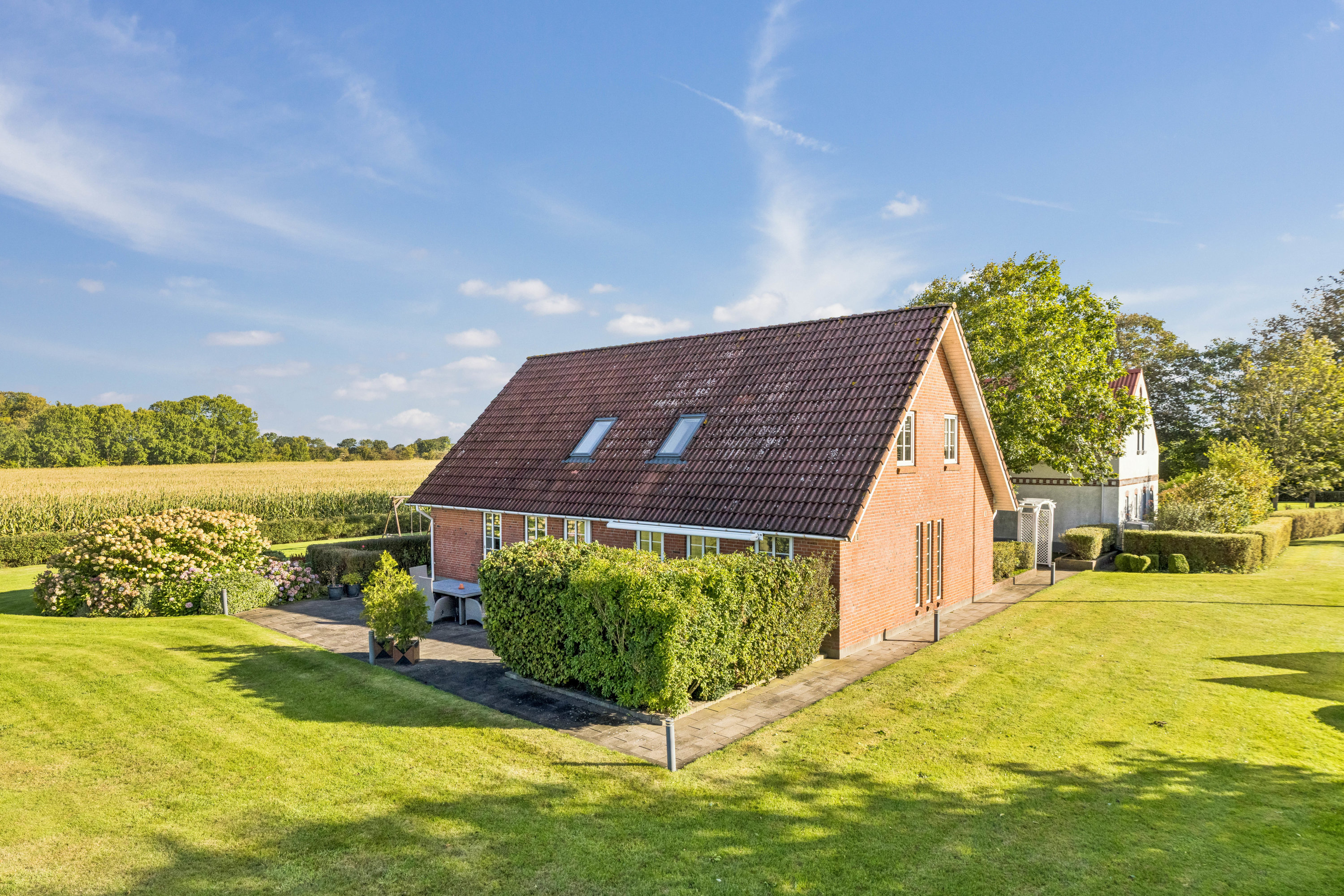 Fremhævet ejendommen billede i fuldskærmstilstand. Billede af Koldingvej 85, Kalvslund, 6760 Ribe