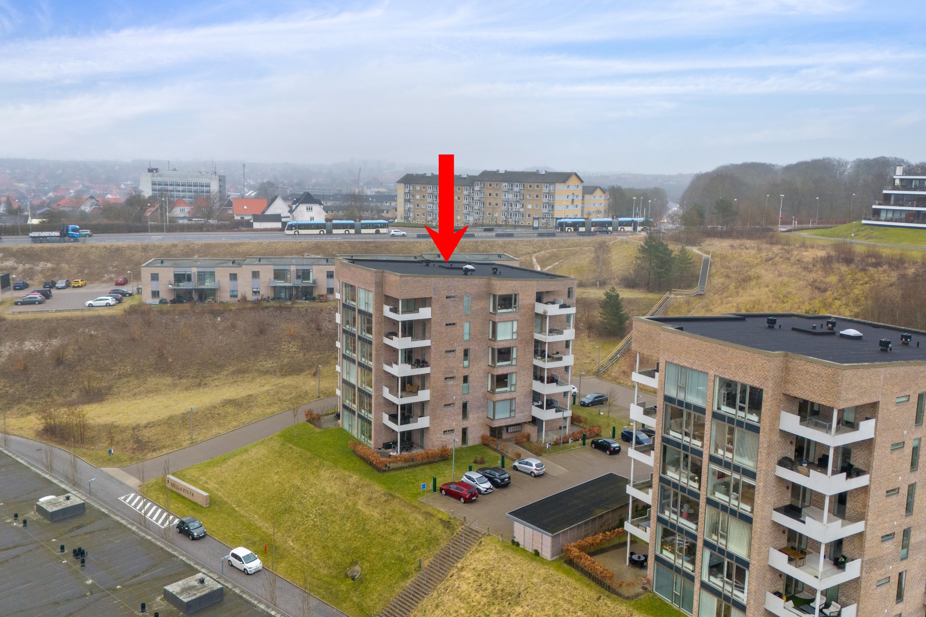 Fremhævet ejendommen billede i fuldskærmstilstand. Billede af Kridtsløjfen 21, 1. 2., 9000 Aalborg