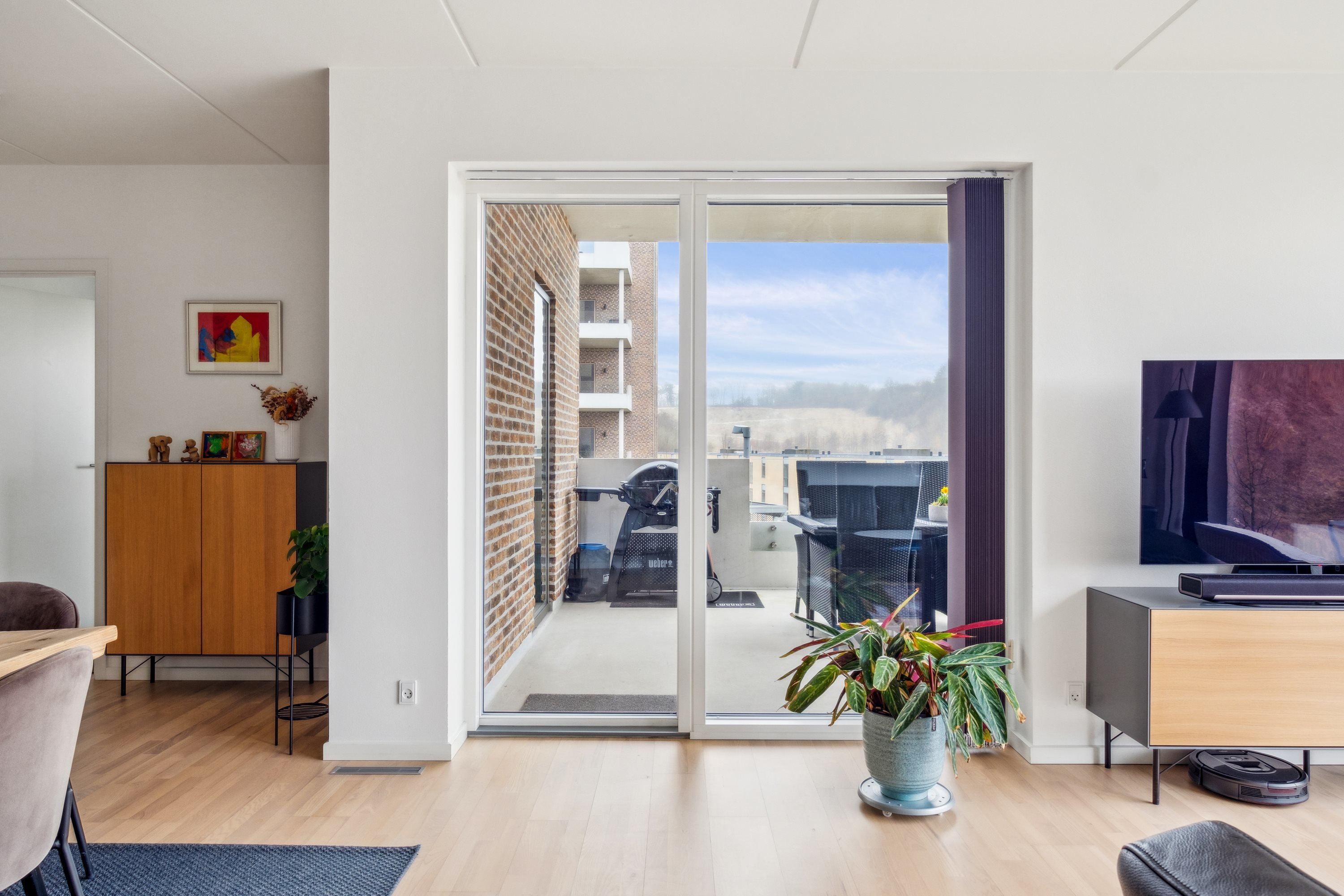 Fremhævet stue billede i fuldskærmstilstand. Billede af Kridtsløjfen 21, 1. 2., 9000 Aalborg