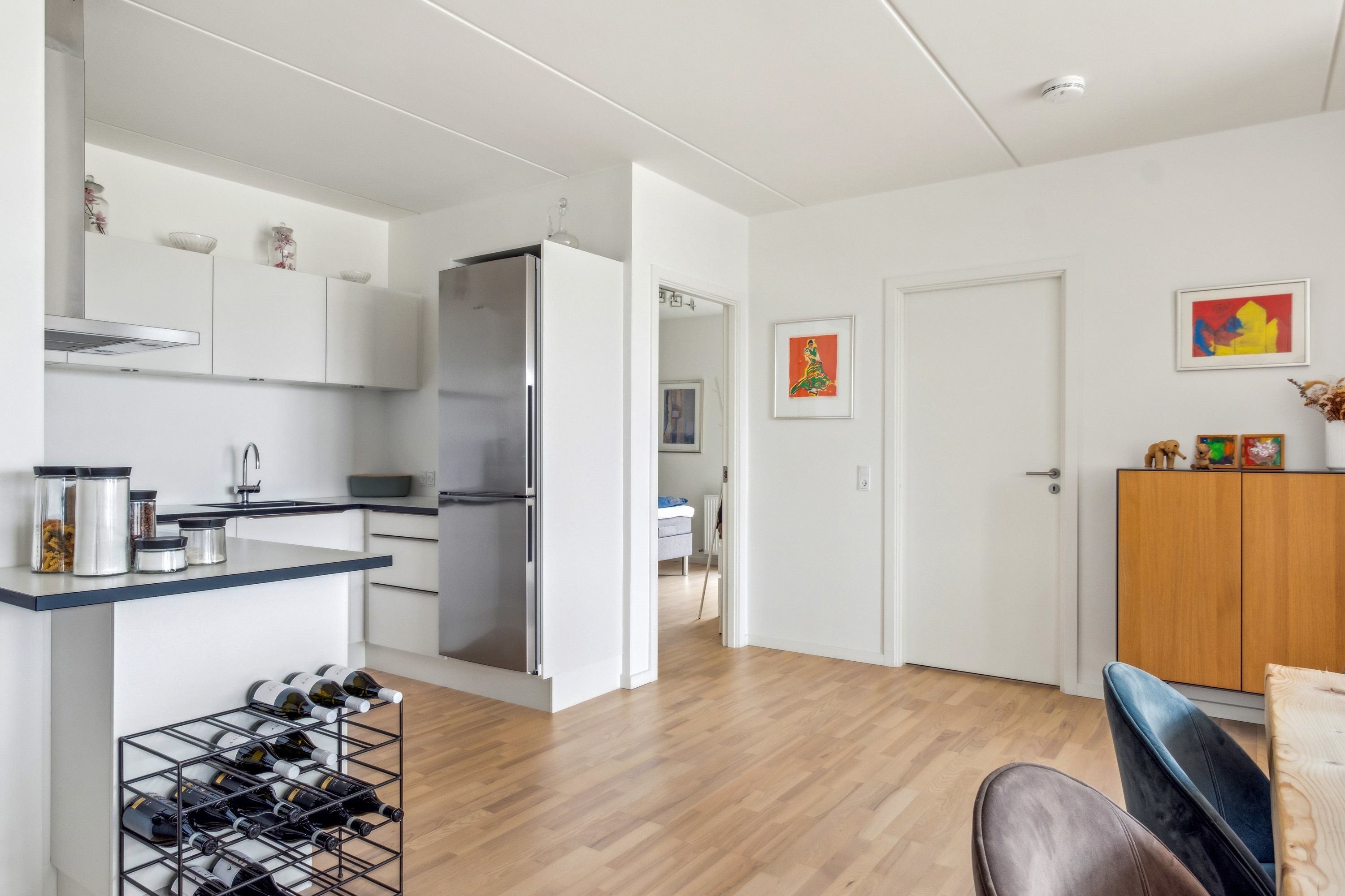 Fremhævet køkken-alrum billede i fuldskærmstilstand. Billede af Kridtsløjfen 21, 1. 2., 9000 Aalborg