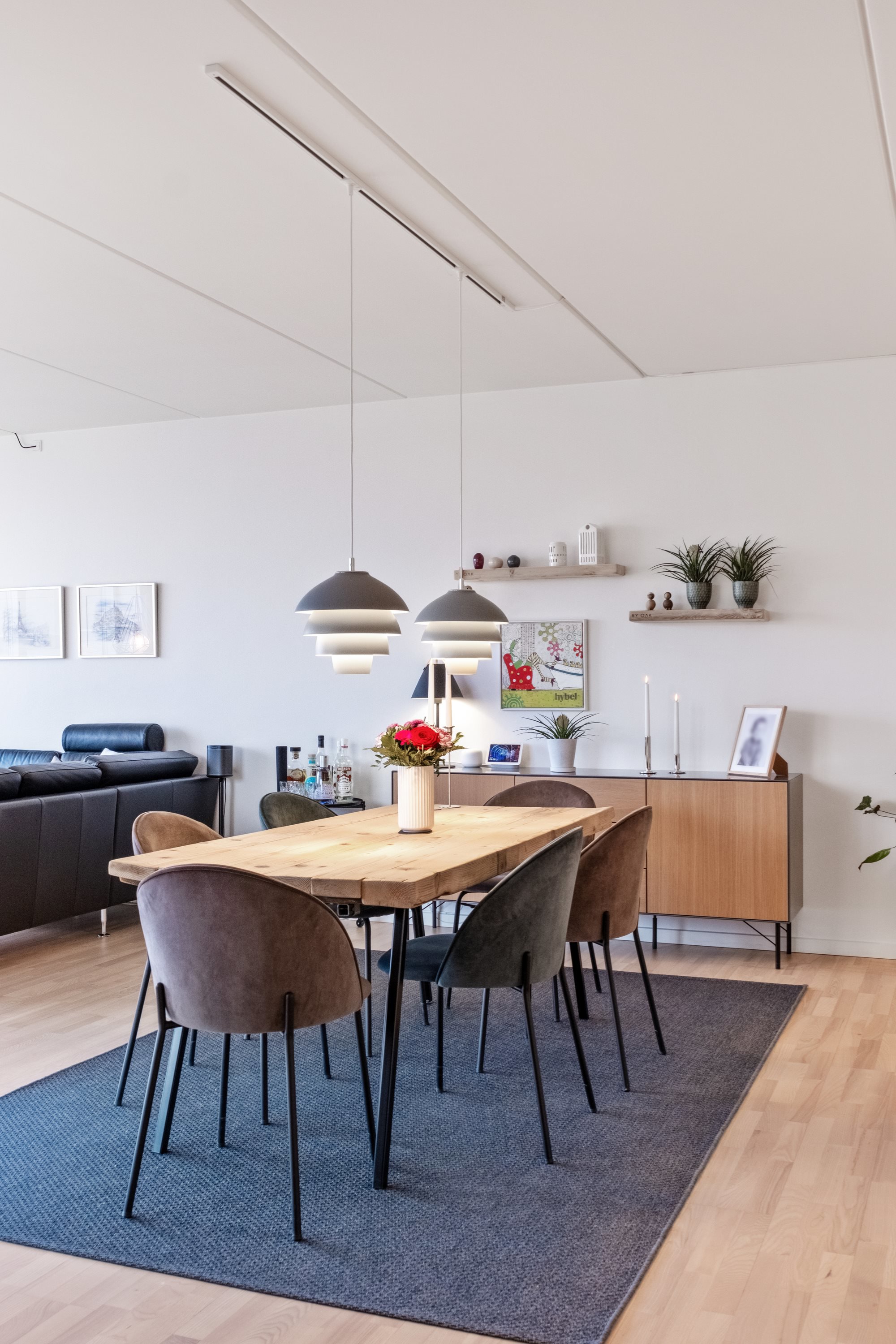 Fremhævet køkken-alrum billede i fuldskærmstilstand. Billede af Kridtsløjfen 21, 1. 2., 9000 Aalborg