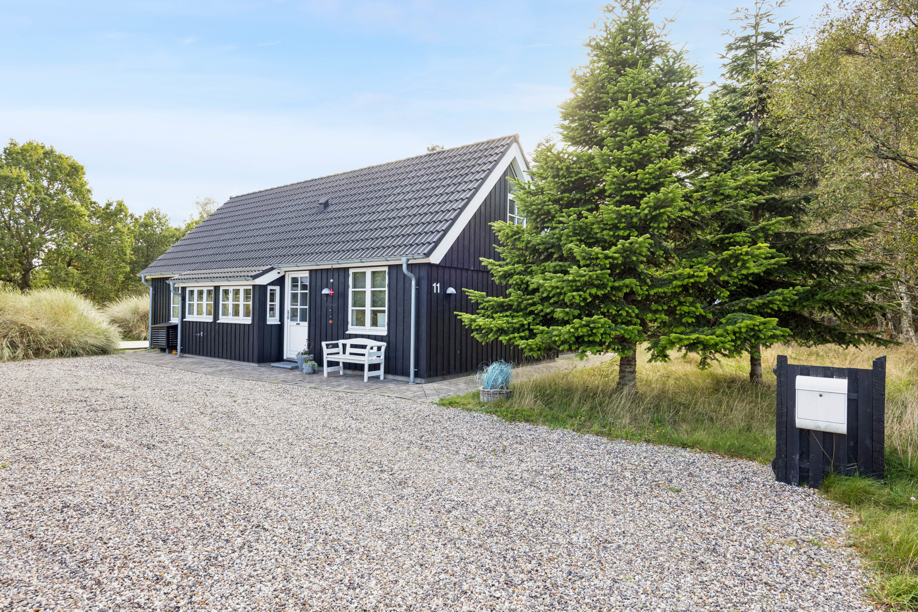 Fremhævet ejendom 1 billede i fuldskærmstilstand. Billede af Marsvej 11, 9370 Hals