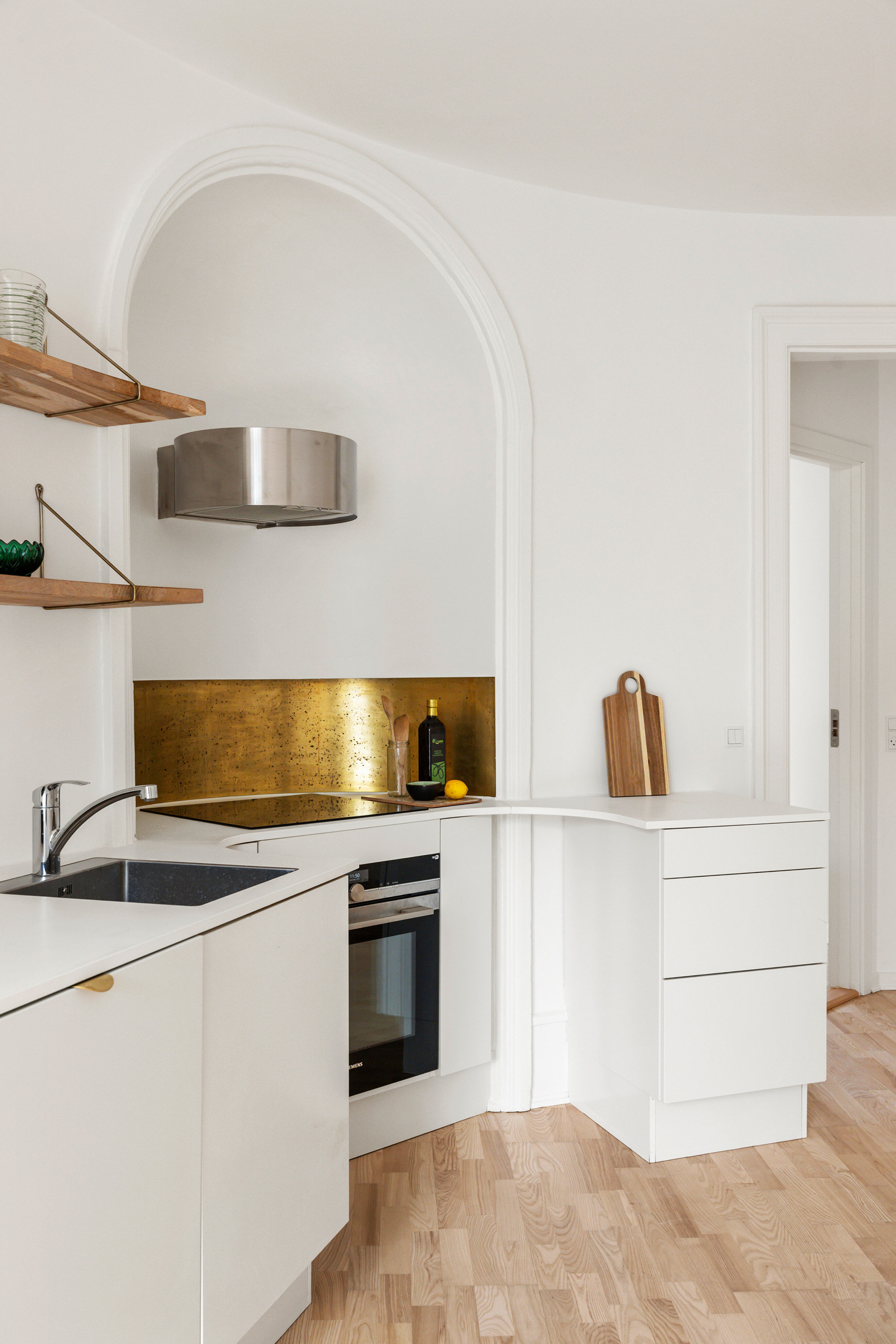 Fremhævet køkken billede i fuldskærmstilstand. Billede af Nørregade 36A, 2. tv., 1165 København K