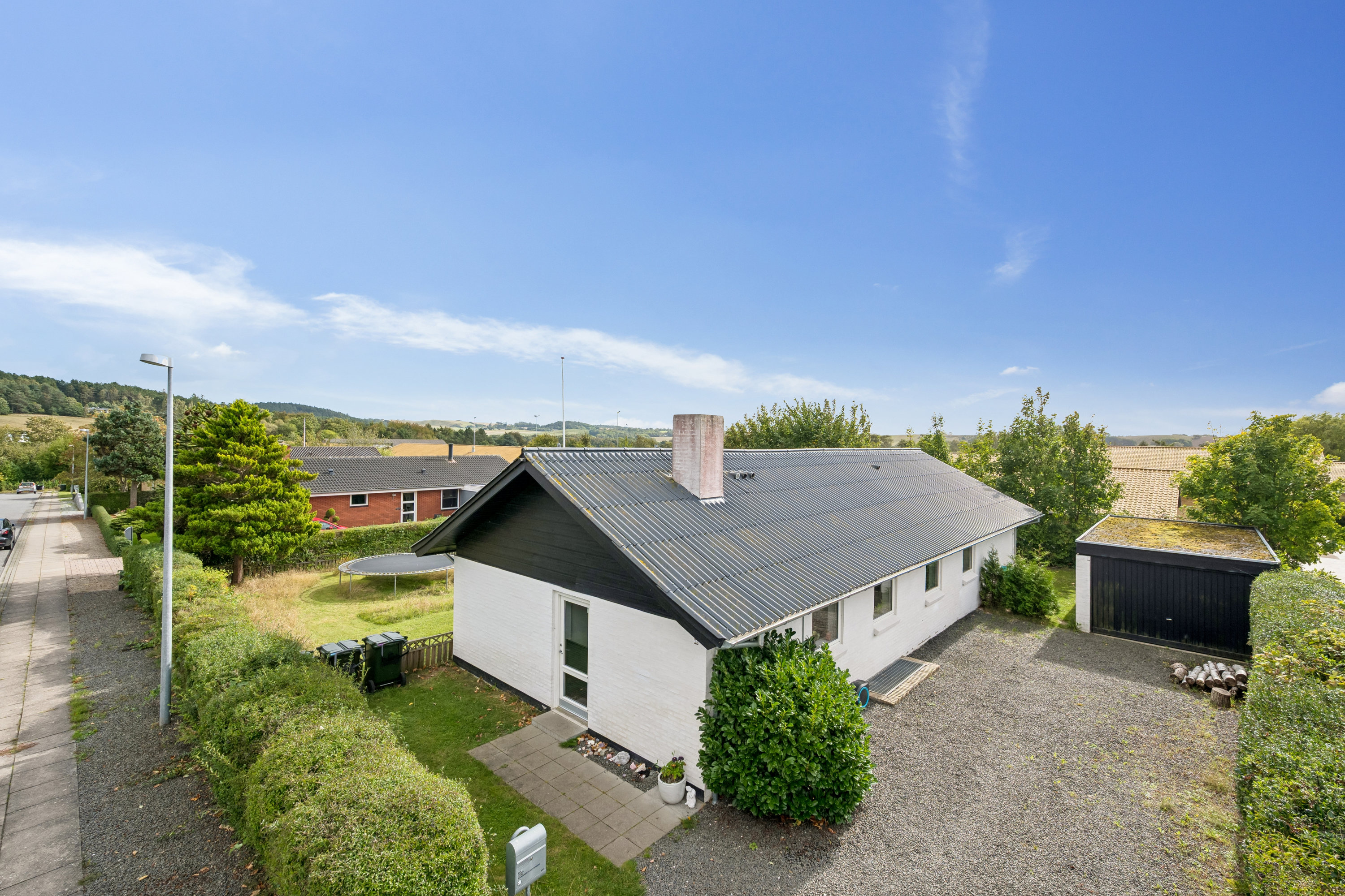 Fremhævet ejendom 1 billede i fuldskærmstilstand. Billede af Skoletoften 15, 8420 Knebel