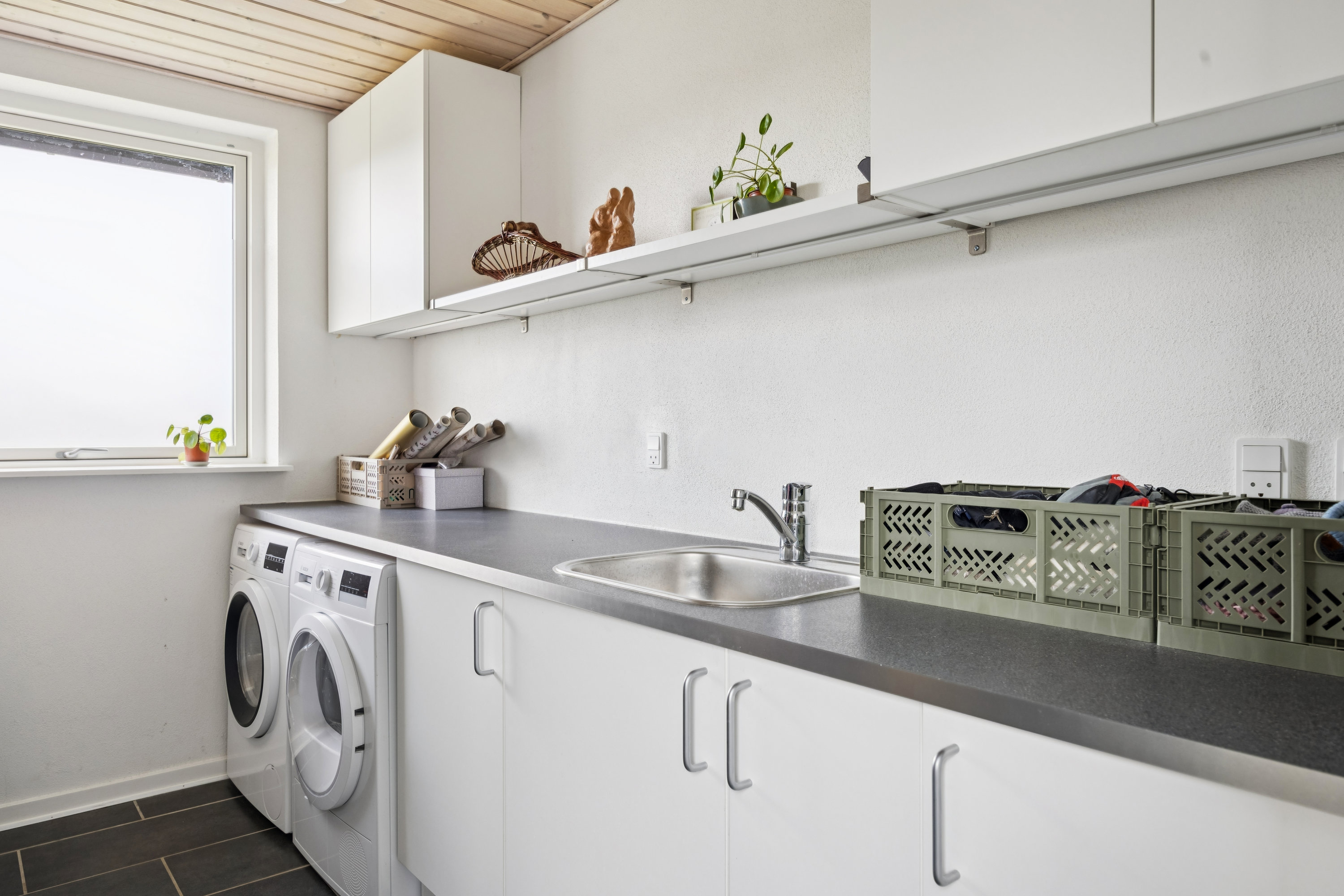 Fremhævet køkken billede i fuldskærmstilstand. Billede af Skoletoften 15, 8420 Knebel