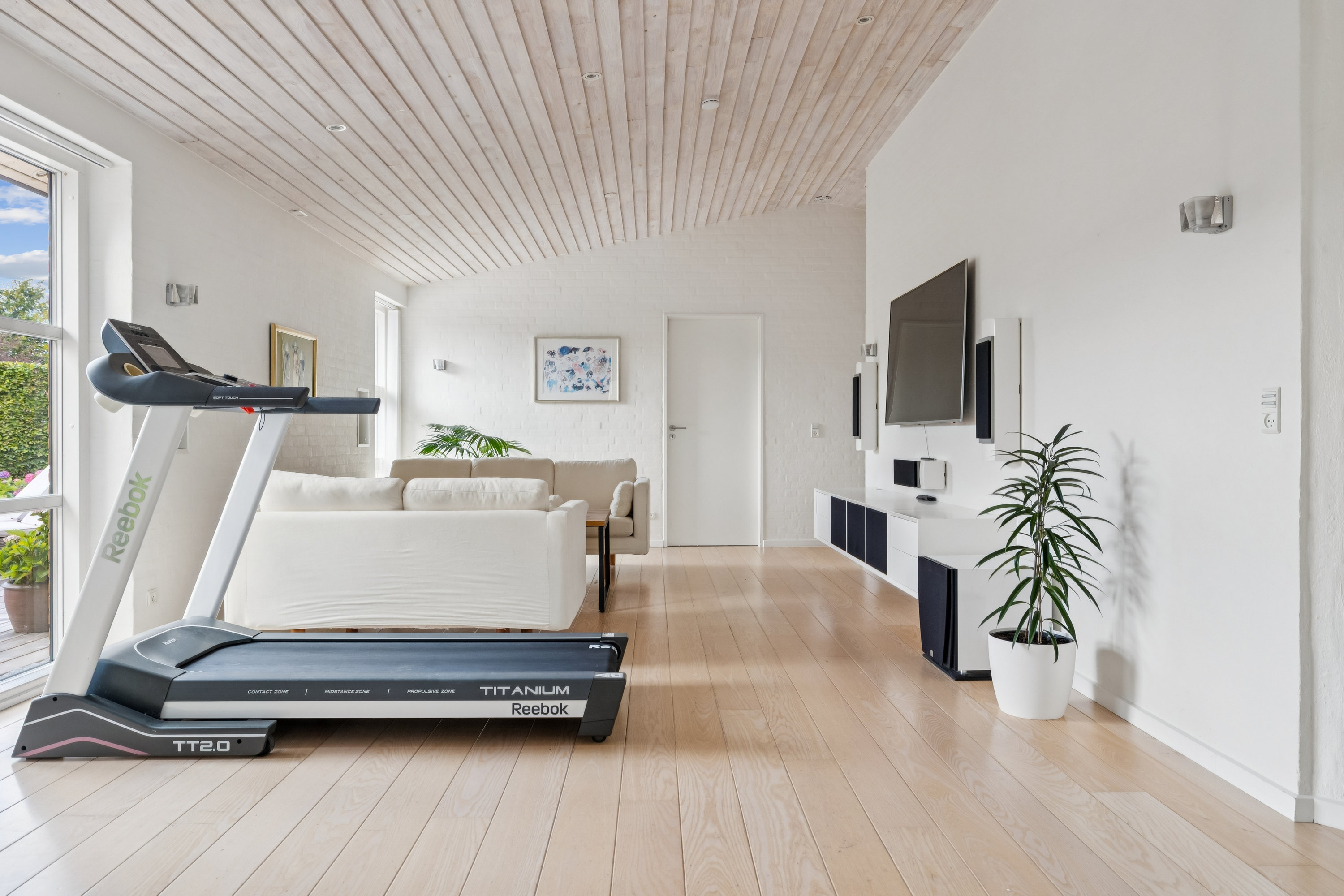 Fremhævet opholdsstue billede i fuldskærmstilstand. Billede af Bævervej 18, 8660 Skanderborg