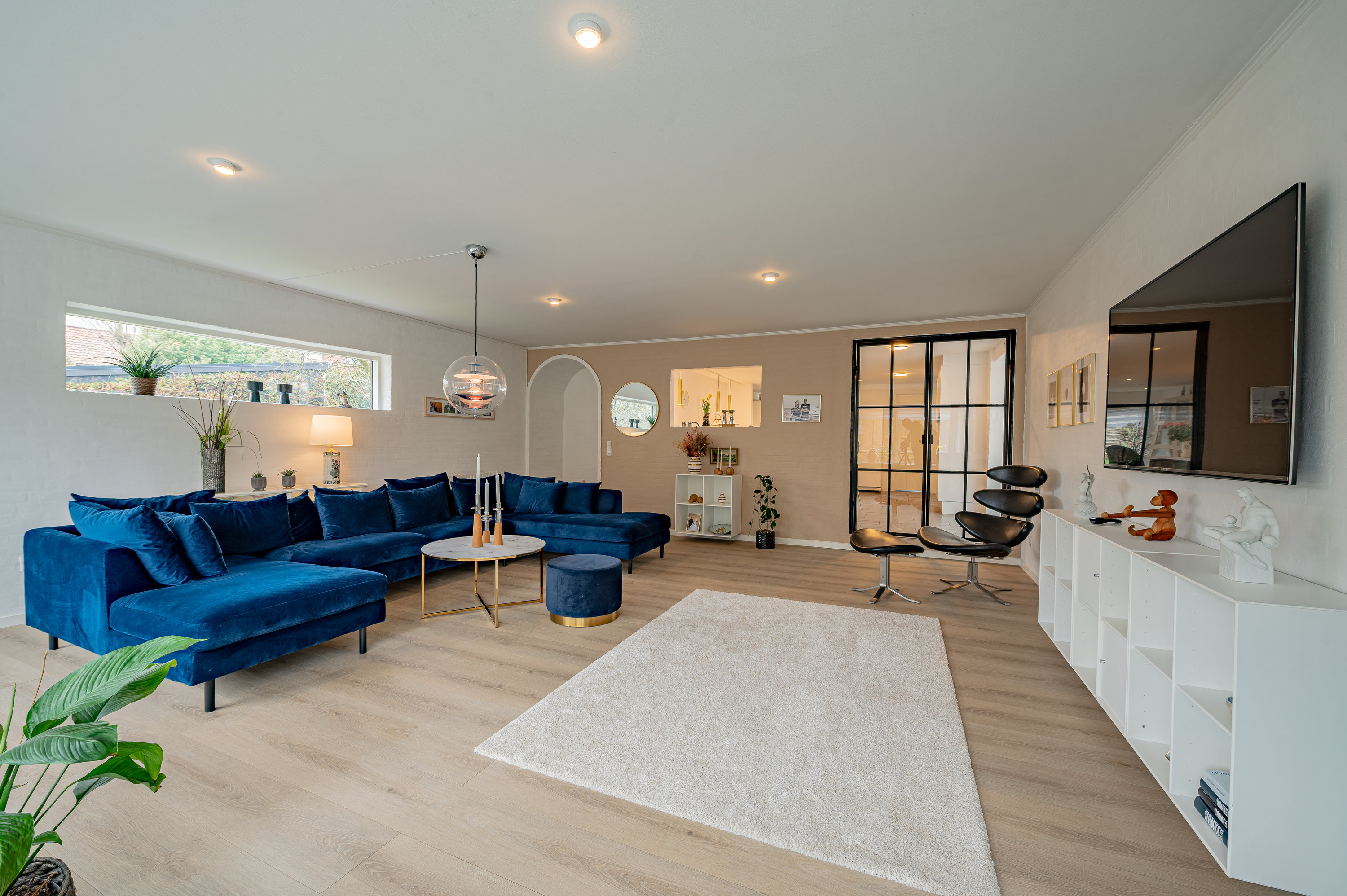 Fremhævet stue billede i fuldskærmstilstand. Billede af Lysbrogade 12, 8600 Silkeborg