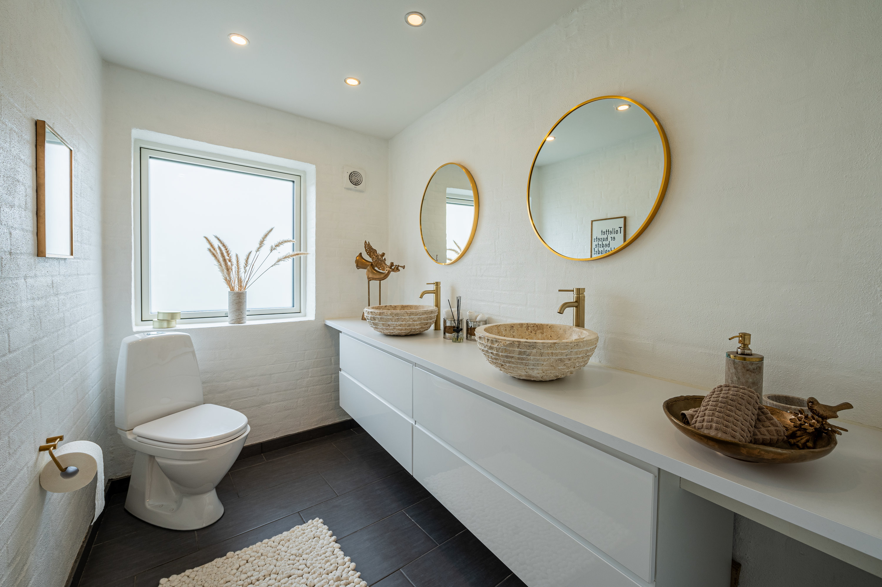 Fremhævet badeværelse billede i fuldskærmstilstand. Billede af Lysbrogade 12, 8600 Silkeborg