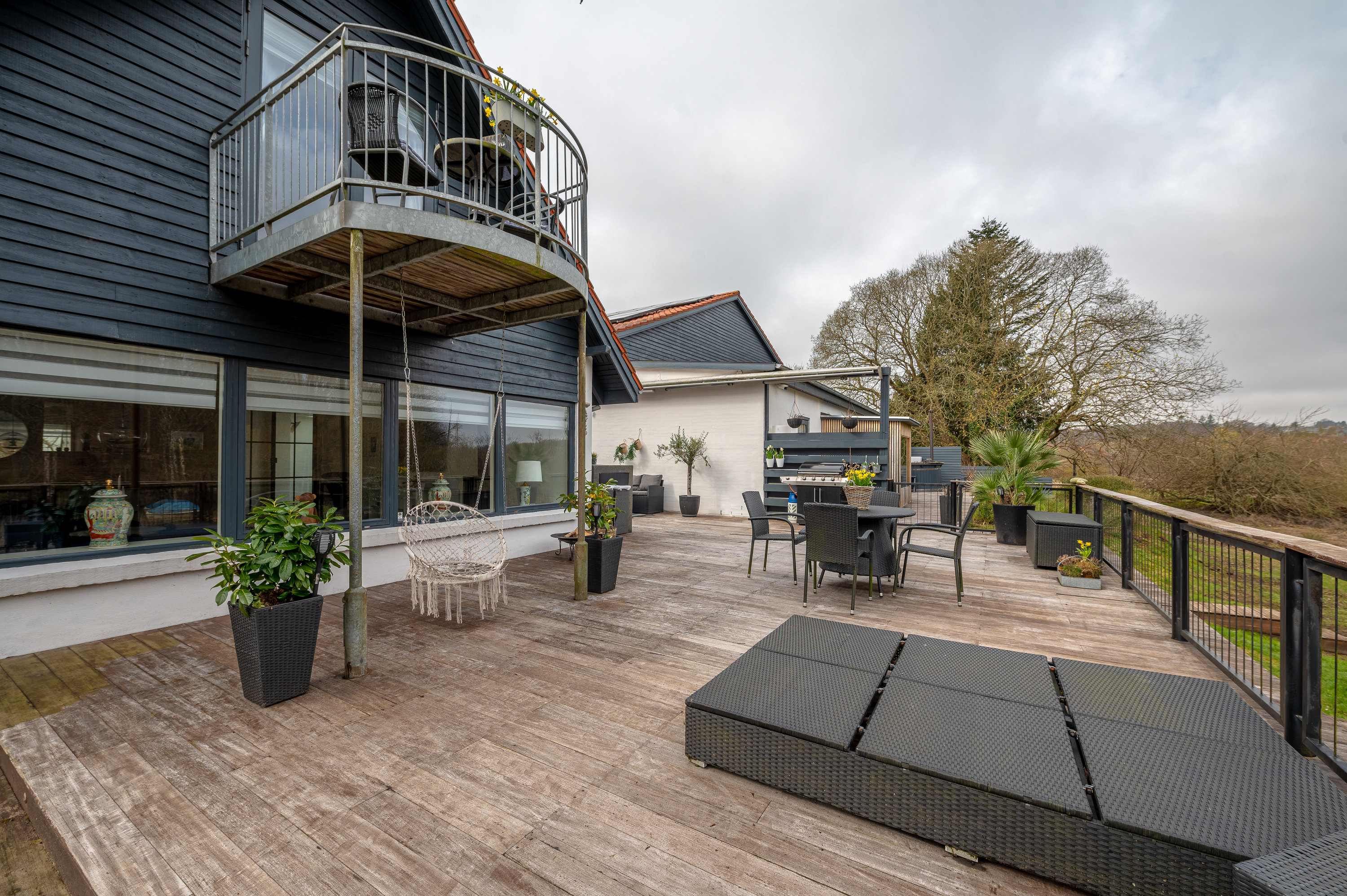 Fremhævet terrasse billede i fuldskærmstilstand. Billede af Lysbrogade 12, 8600 Silkeborg