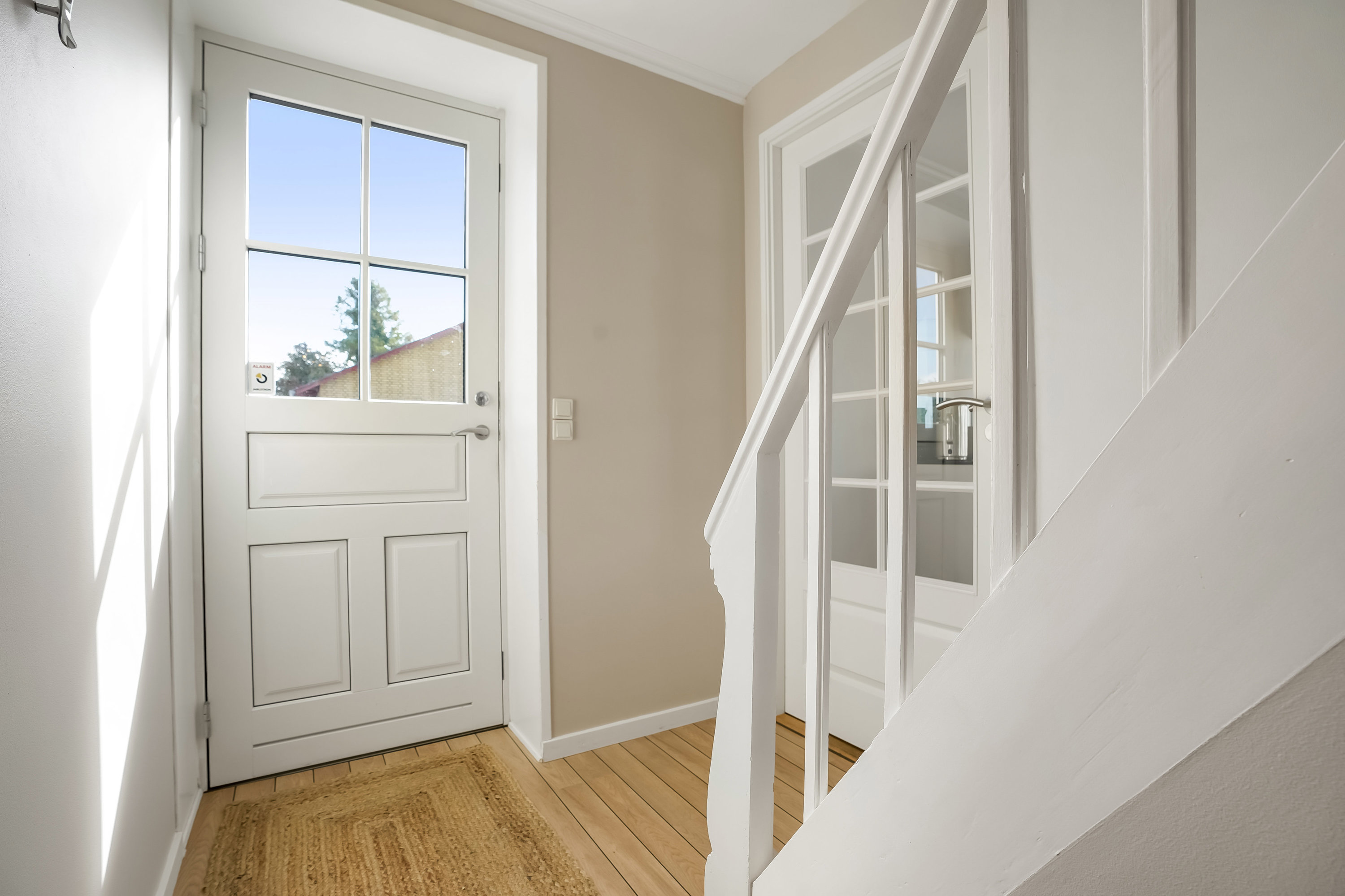 Fremhævet entré billede i fuldskærmstilstand. Billede af Solskinsvænget 3, 5500 Middelfart