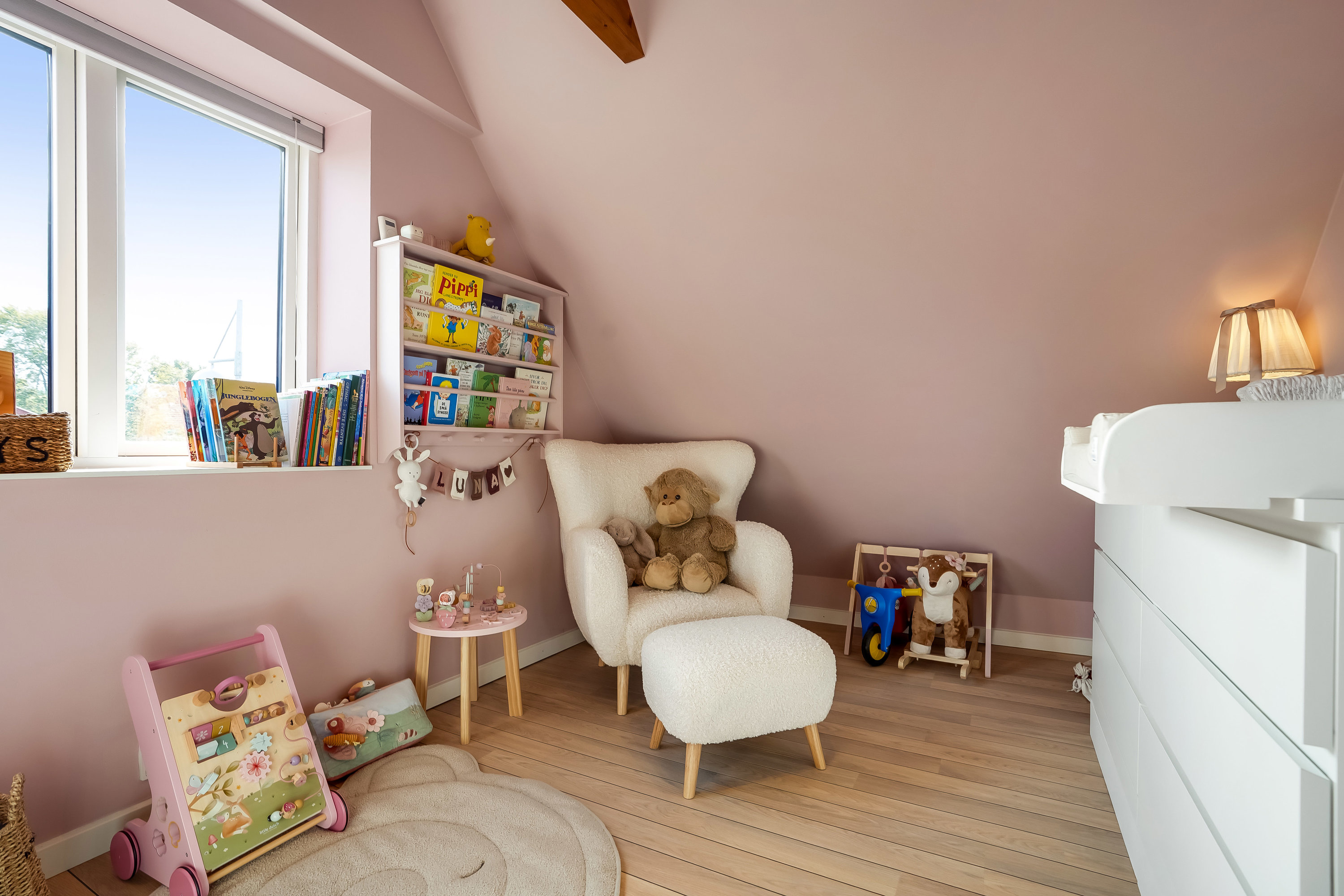 Fremhævet værelse billede i fuldskærmstilstand. Billede af Solskinsvænget 3, 5500 Middelfart