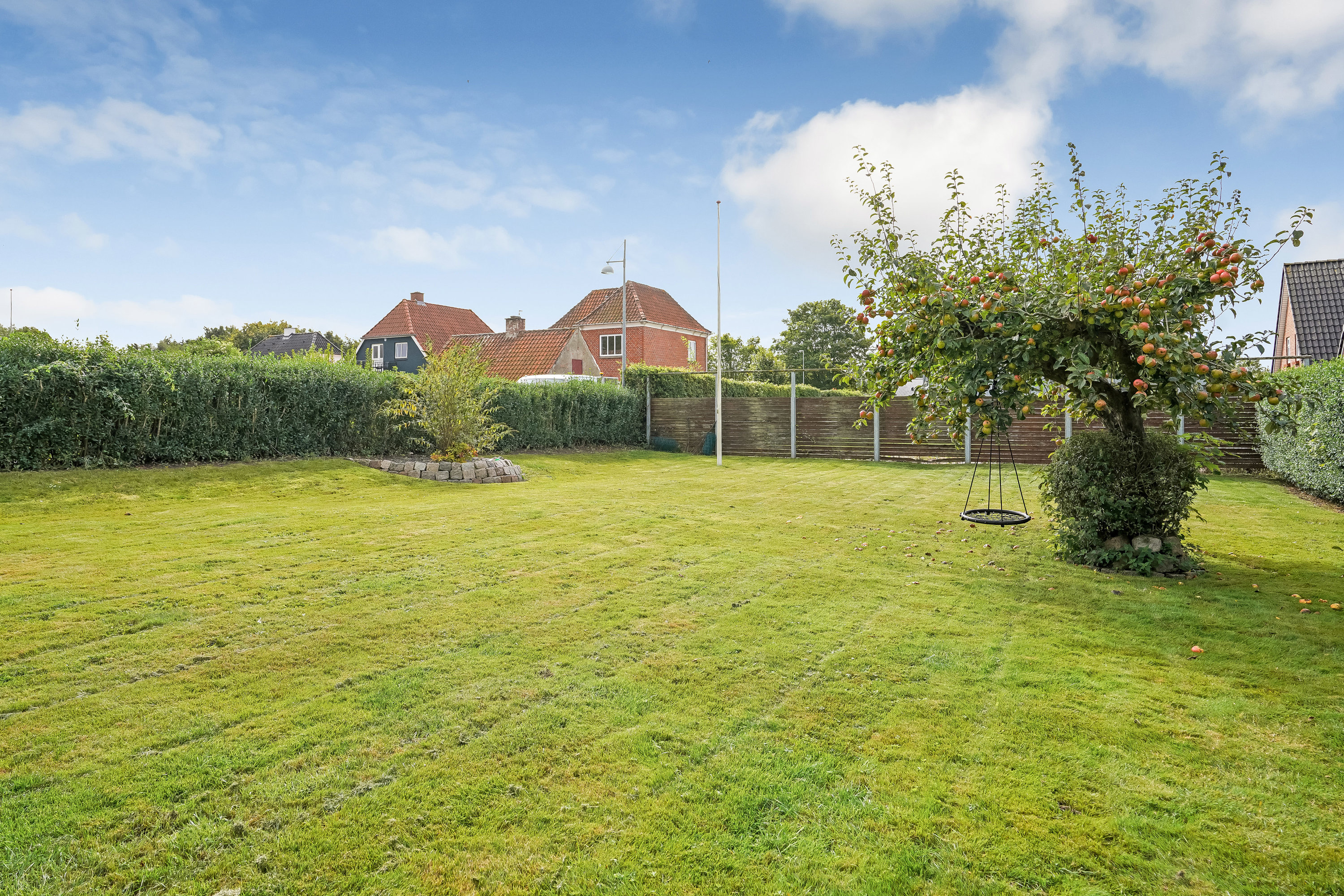 Fremhævet have billede i fuldskærmstilstand. Billede af Solskinsvænget 3, 5500 Middelfart