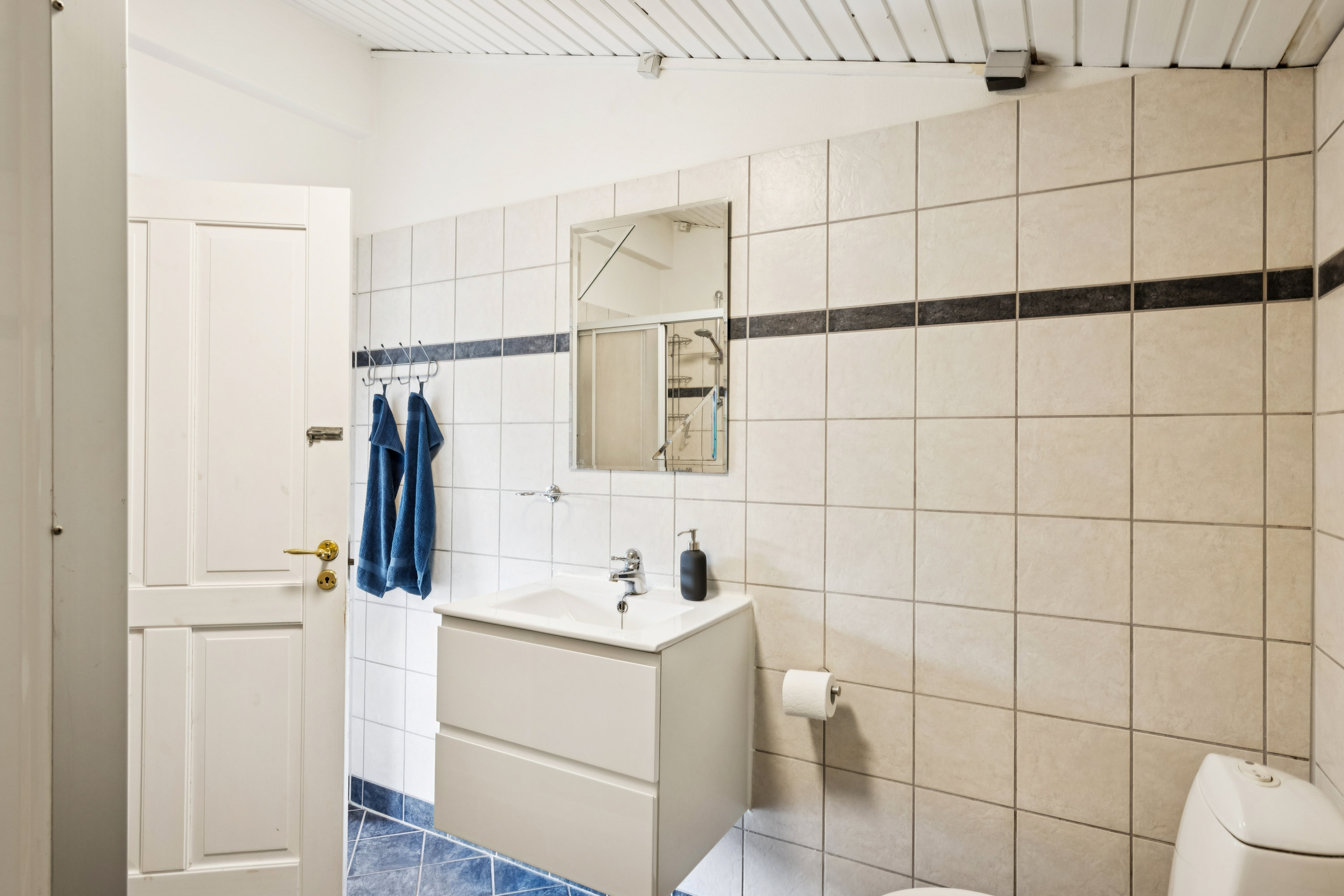 Fremhævet badeværelse billede i fuldskærmstilstand. Billede af Pindstrupvej 3, Thorsager, 8410 Rønde