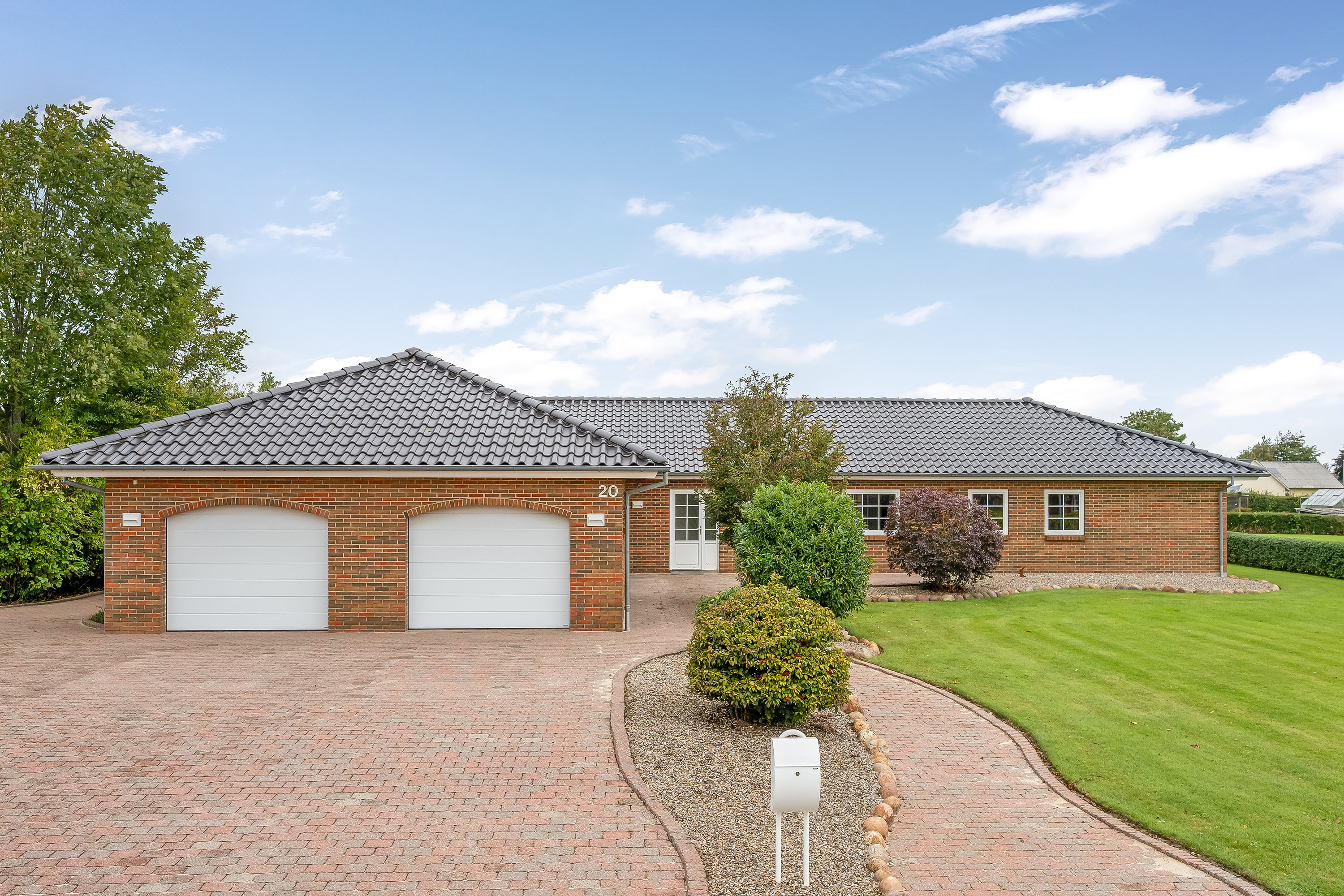 Miniaturebillede 1: facade. Billede af Ahornvej 20, Abild, 6270 Tønder