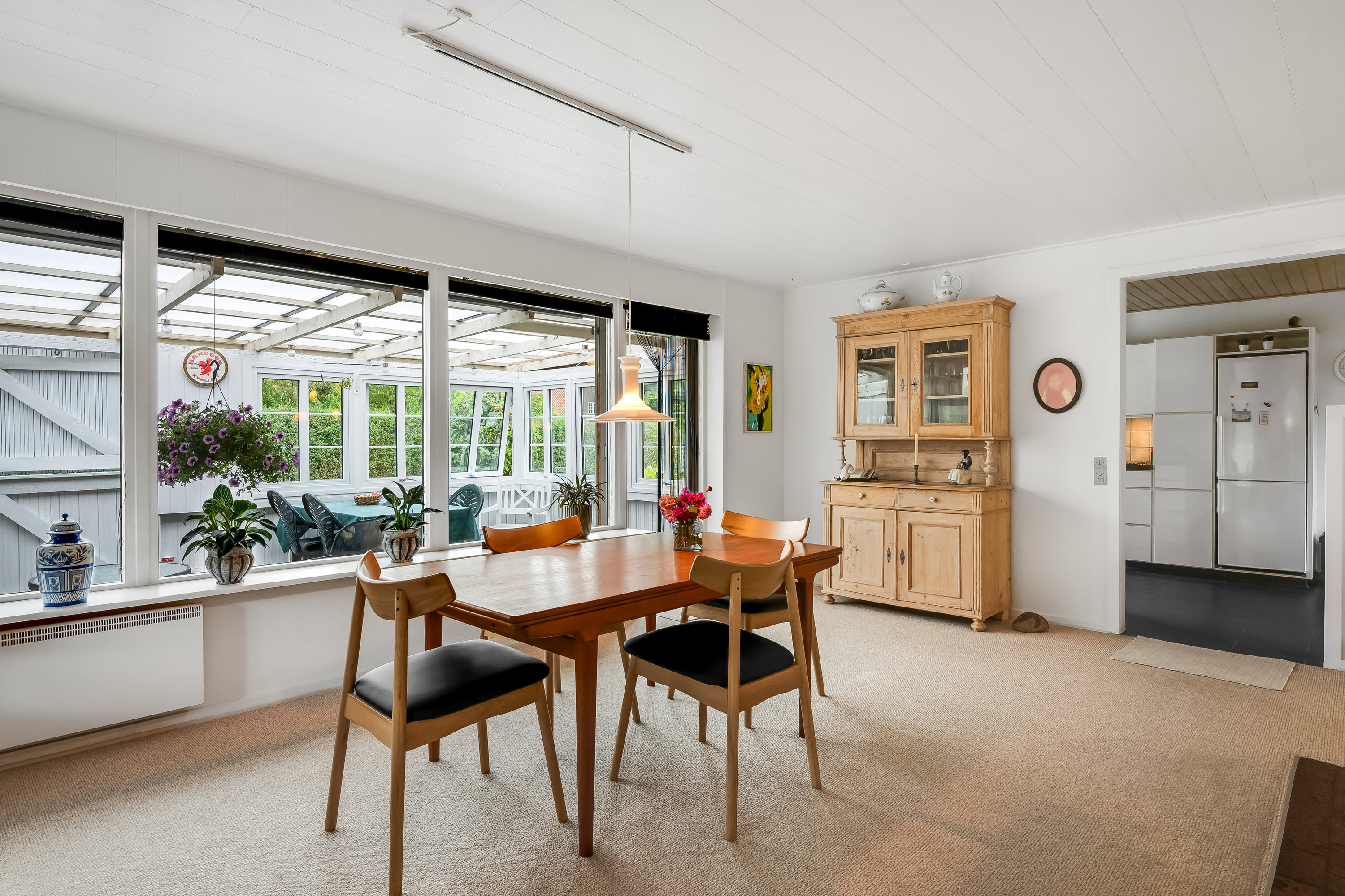 Fremhævet stue billede i fuldskærmstilstand. Billede af Møllegade 5, Døstrup, 6780 Skærbæk