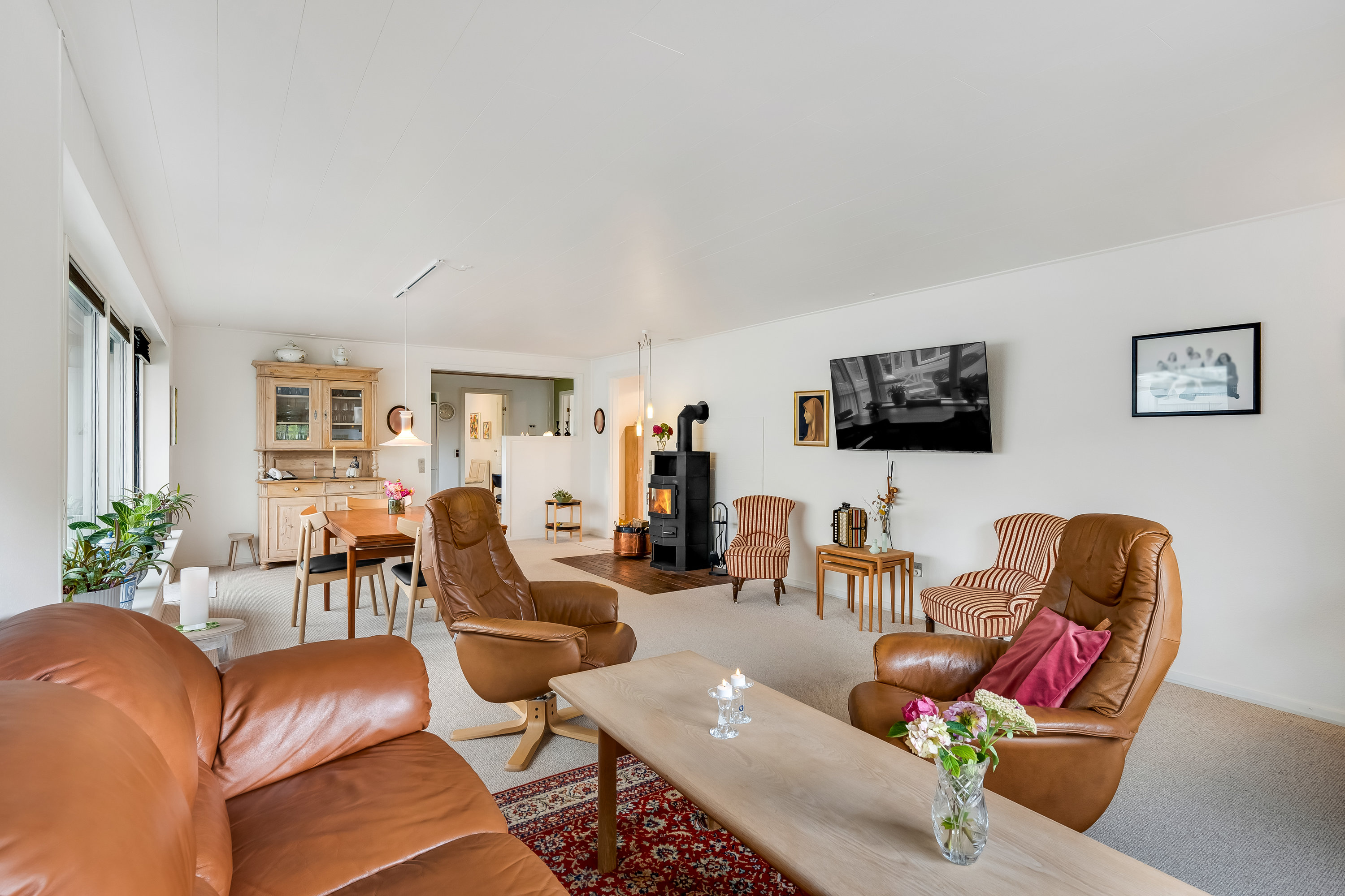 Fremhævet stue billede i fuldskærmstilstand. Billede af Møllegade 5, Døstrup, 6780 Skærbæk