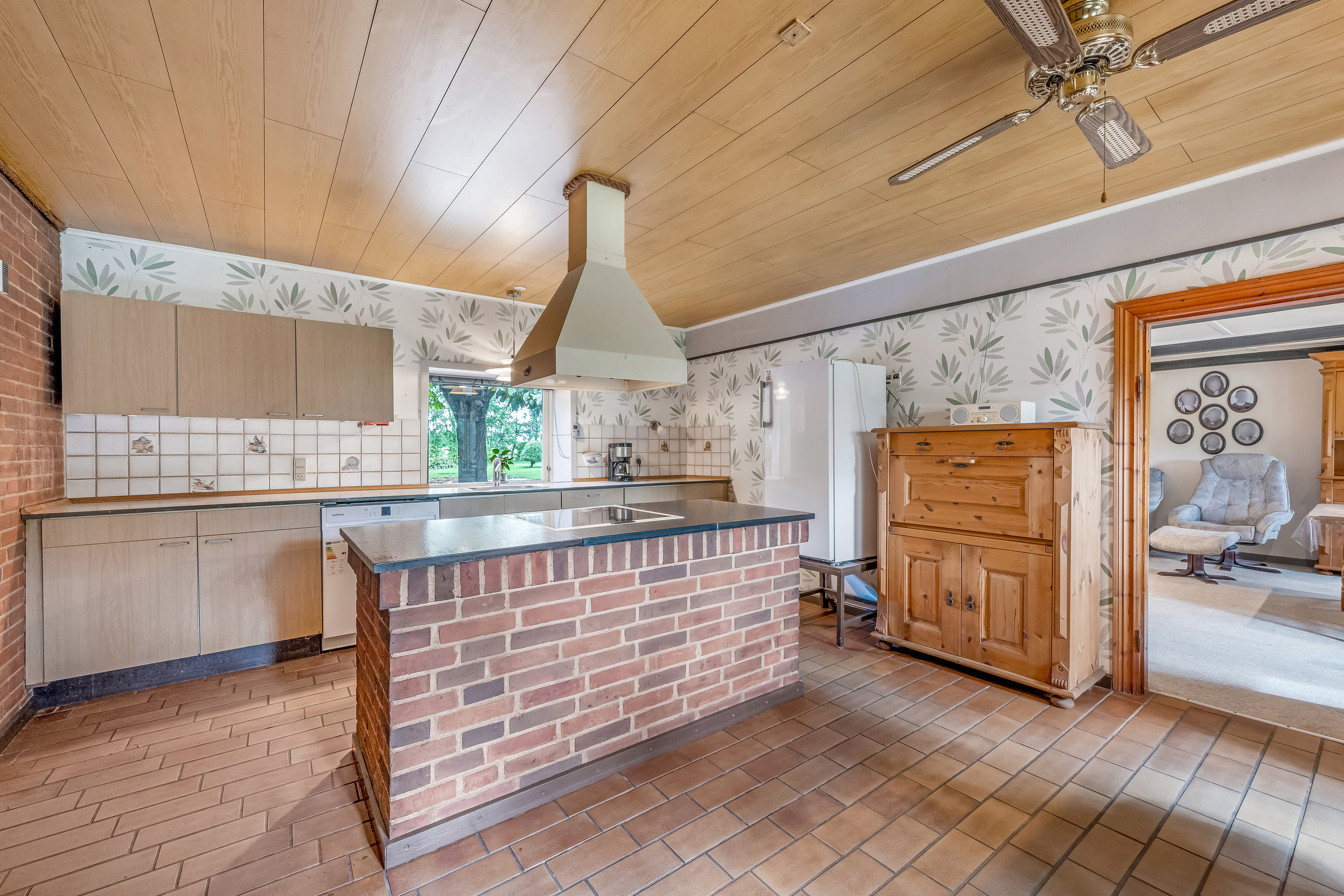 Fremhævet køkken billede i fuldskærmstilstand. Billede af Haunstrupvej 5, Fjelstervang, 6933 Kibæk