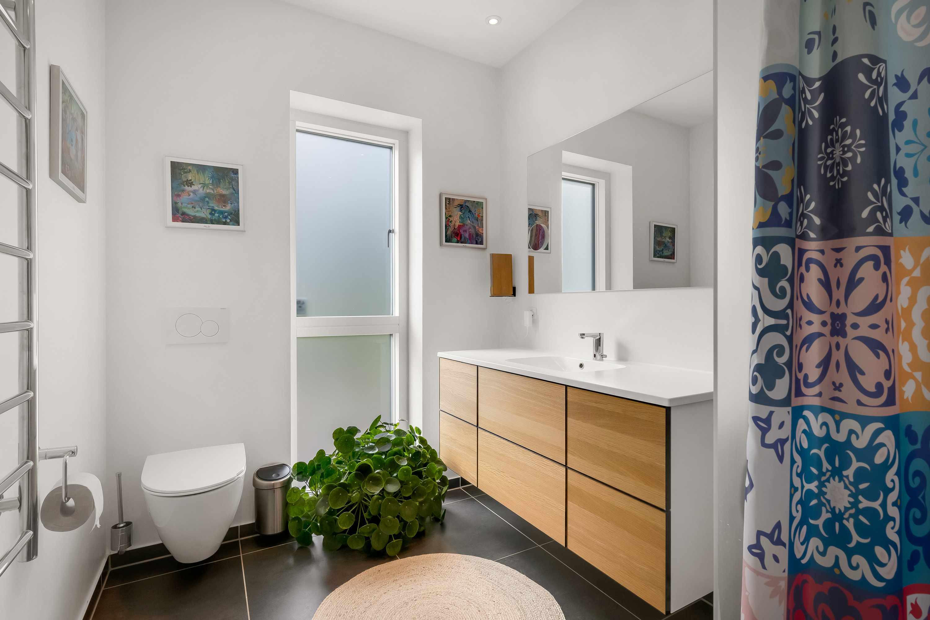 Fremhævet andet billede i fuldskærmstilstand. Billede af Midtengvej 3, Ll Emmerske, 6270 Tønder