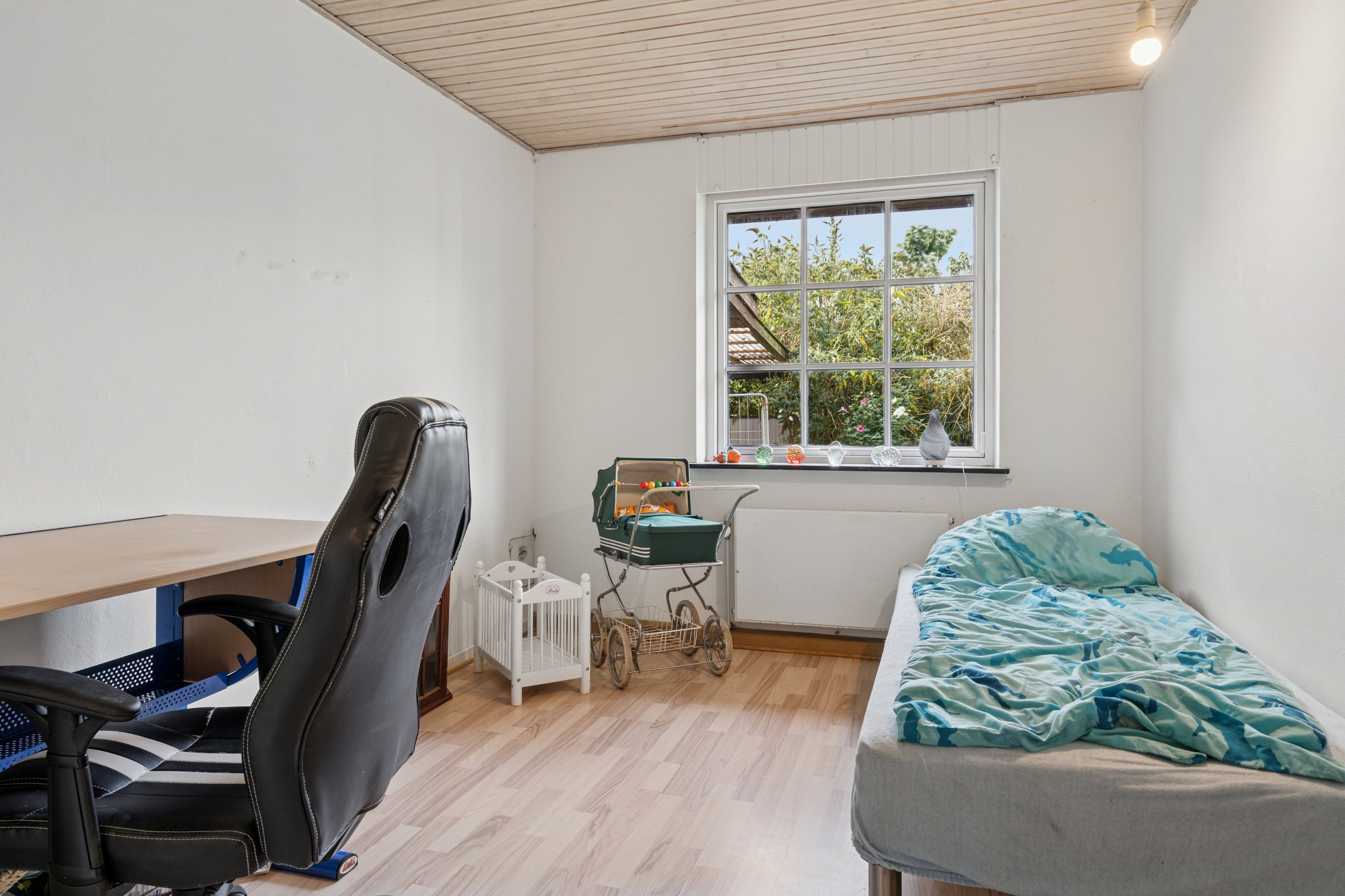 Fremhævet soveværelse billede i fuldskærmstilstand. Billede af Jægervænget 11, Tappernøje, 4733 Tappernøje