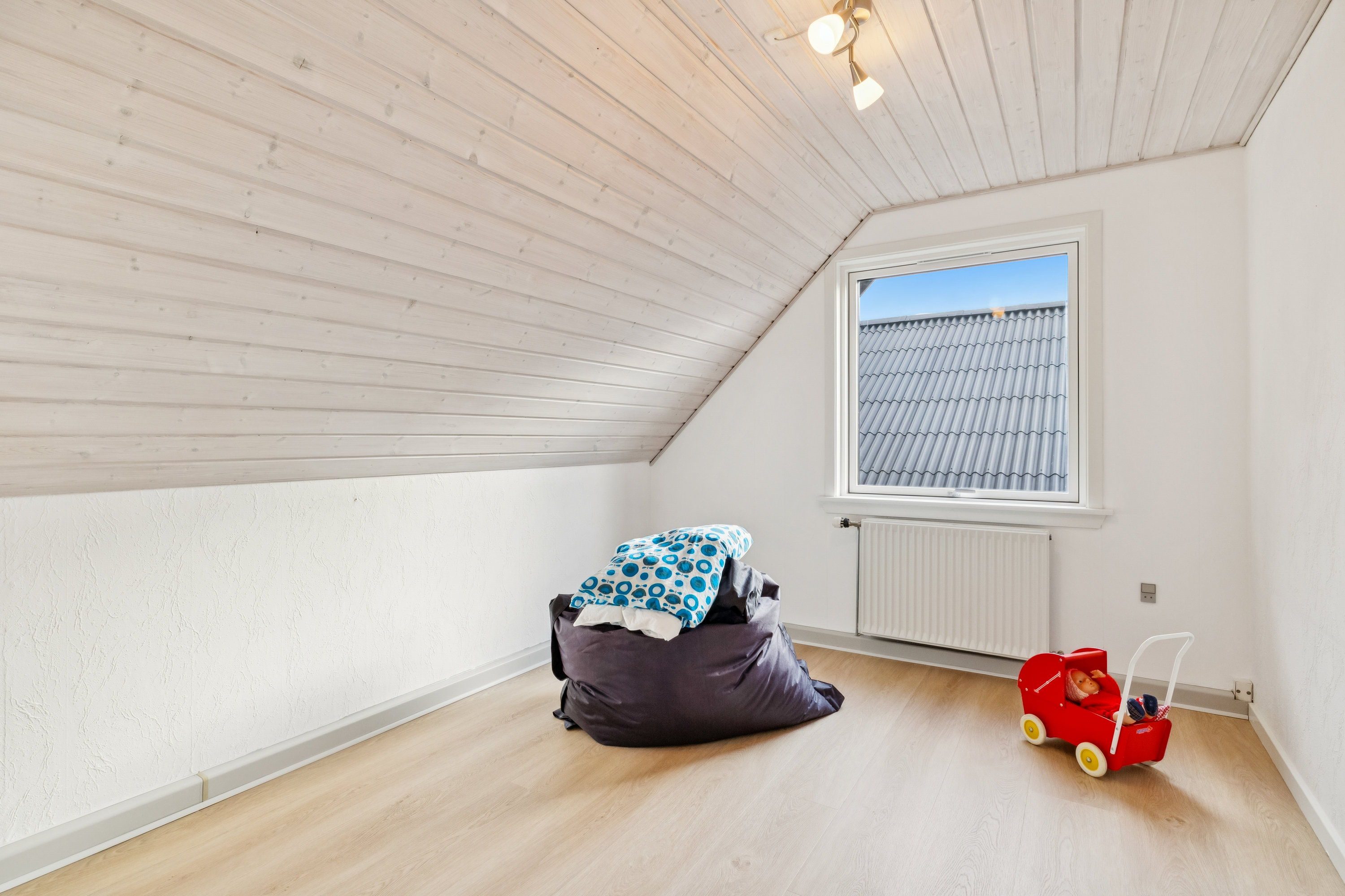 Fremhævet værelse billede i fuldskærmstilstand. Billede af Gravene 3, 8981 Spentrup