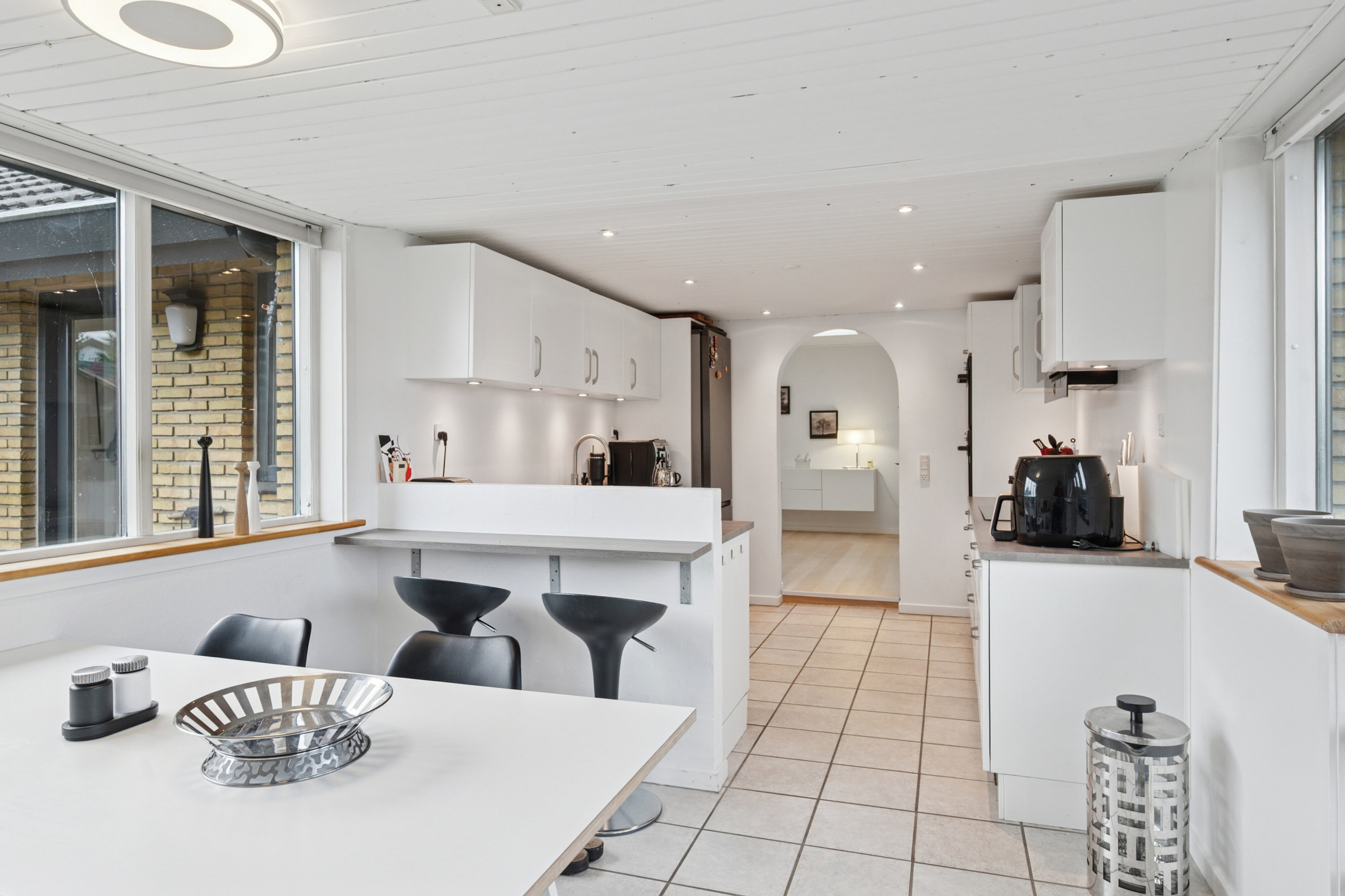 Fremhævet spisestue billede i fuldskærmstilstand. Billede af Blankager 13, 2620 Albertslund