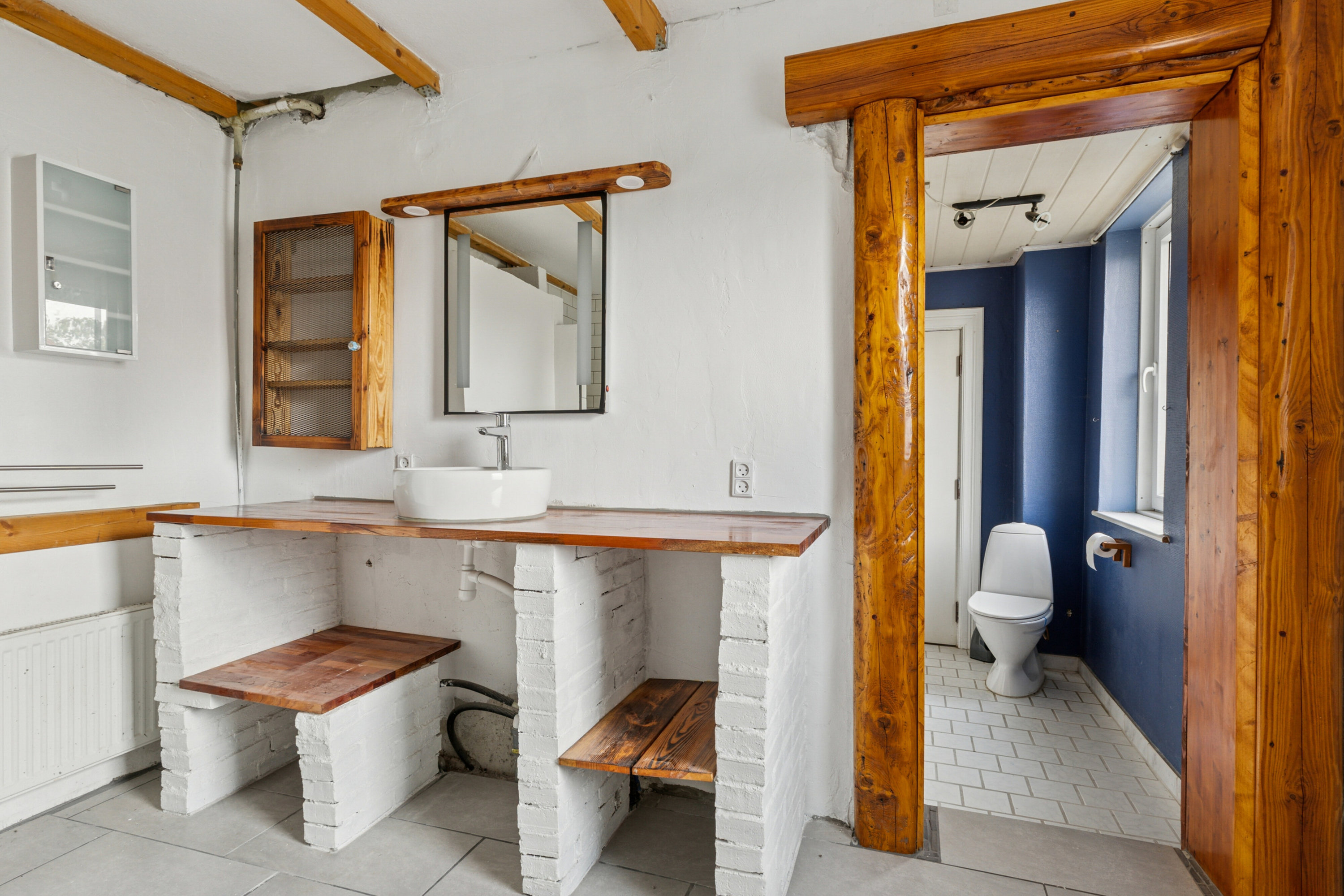 Fremhævet badeværelse billede i fuldskærmstilstand. Billede af Storegade 1, Holbøl, 6340 Kruså