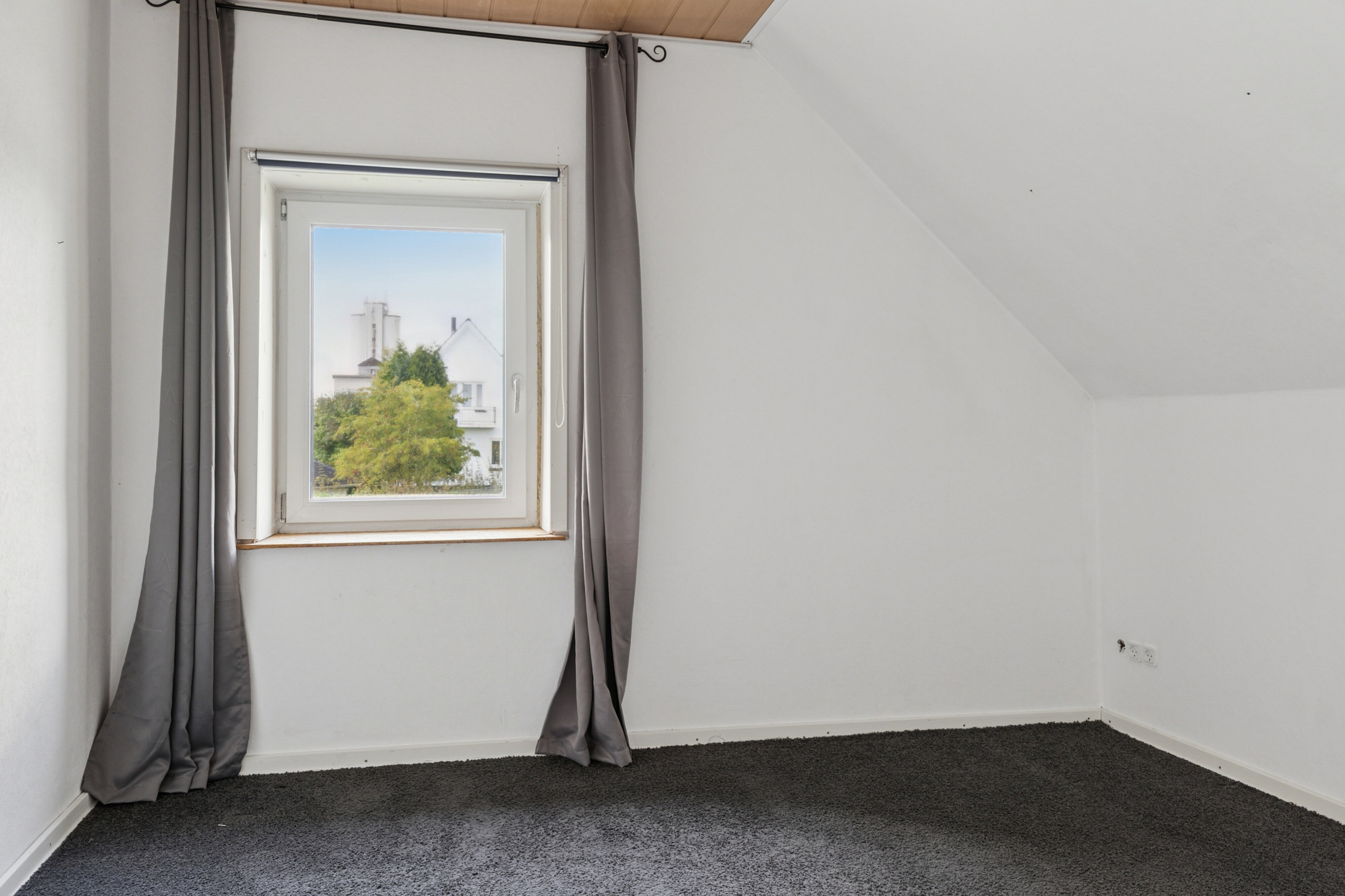 Fremhævet værelse billede i fuldskærmstilstand. Billede af Storegade 1, Holbøl, 6340 Kruså