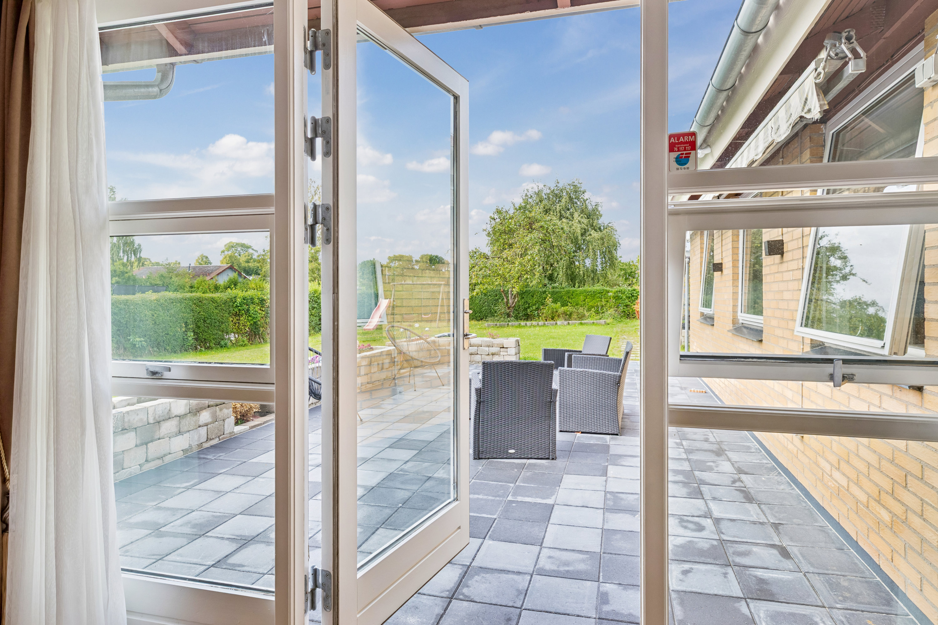 Fremhævet terrasse billede i fuldskærmstilstand. Billede af Rosenager 1, 2640 Hedehusene