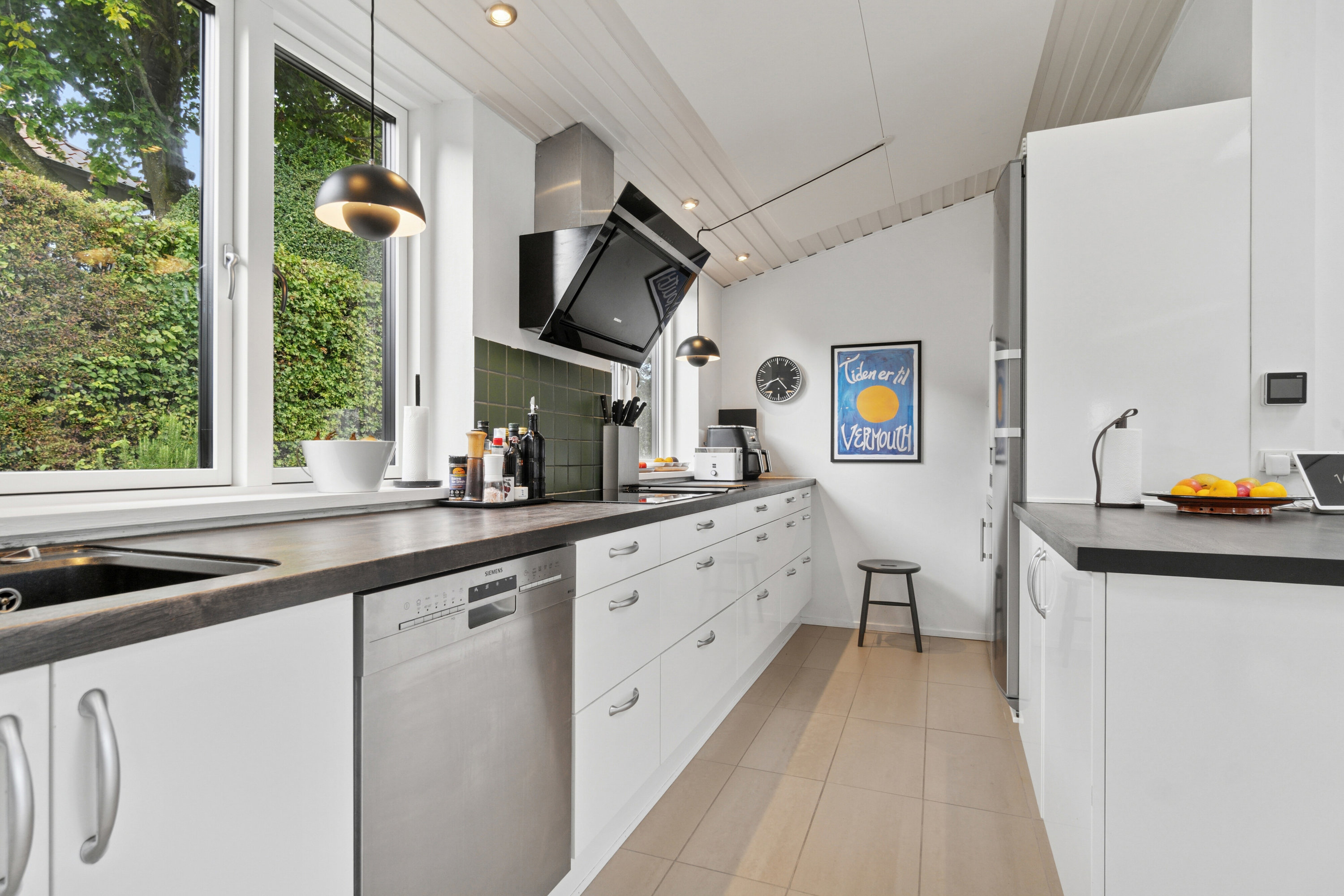 Fremhævet køkken billede i fuldskærmstilstand. Billede af Egernvej 14, 8270 Højbjerg