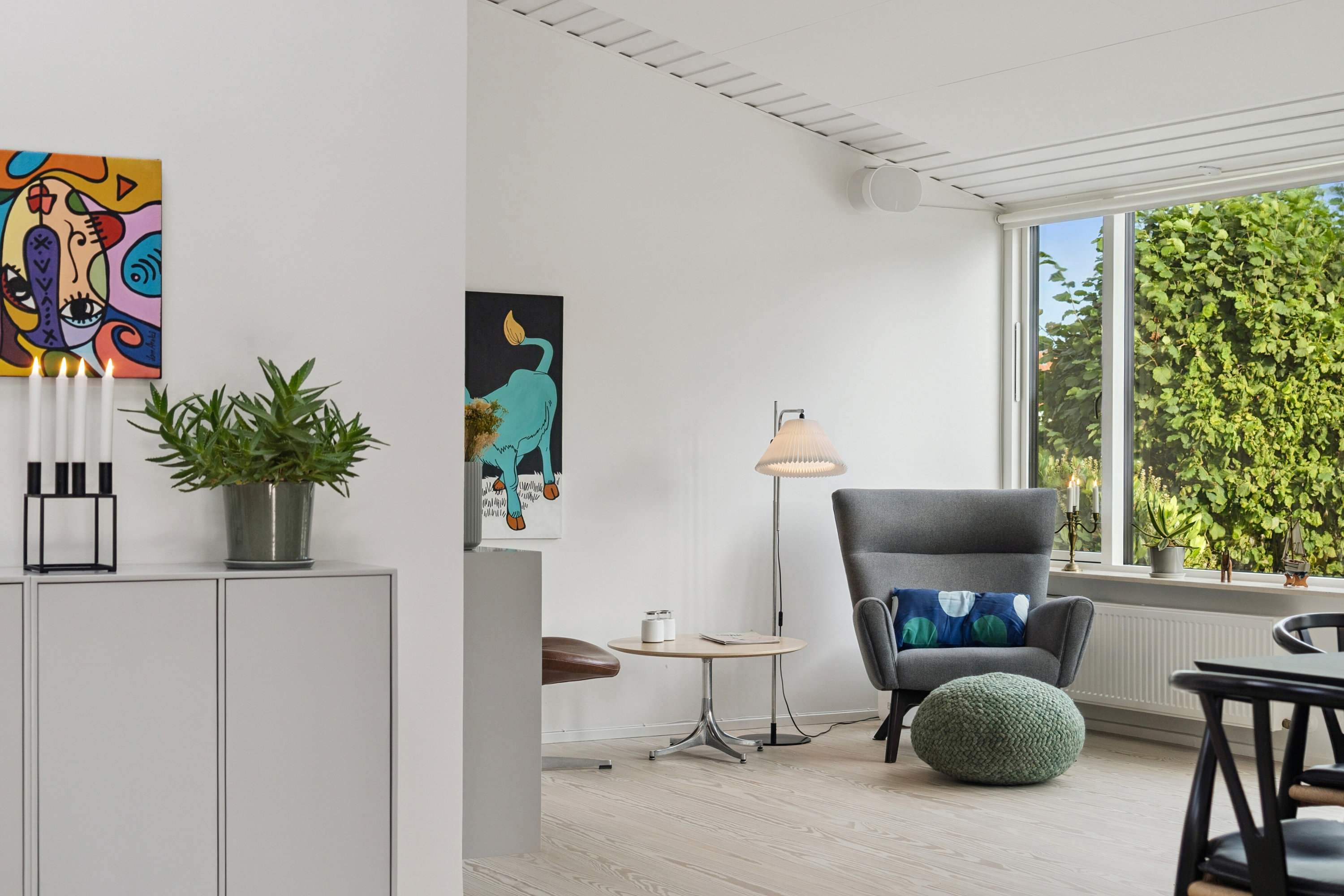 Fremhævet stue billede i fuldskærmstilstand. Billede af Egernvej 14, 8270 Højbjerg