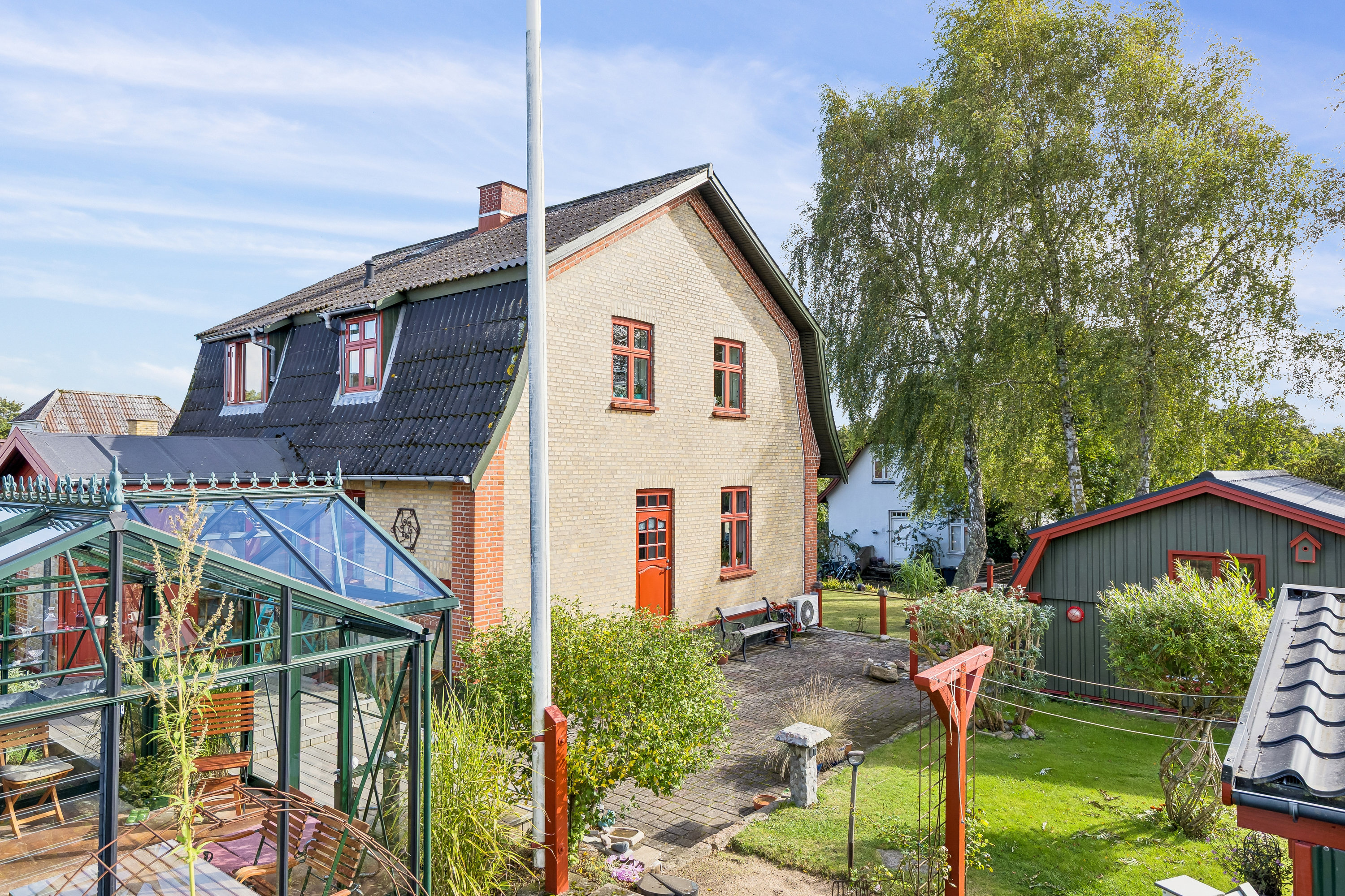 Miniaturebillede 1: ejendom. Billede af Rolighedsvej 8, 4450 Jyderup