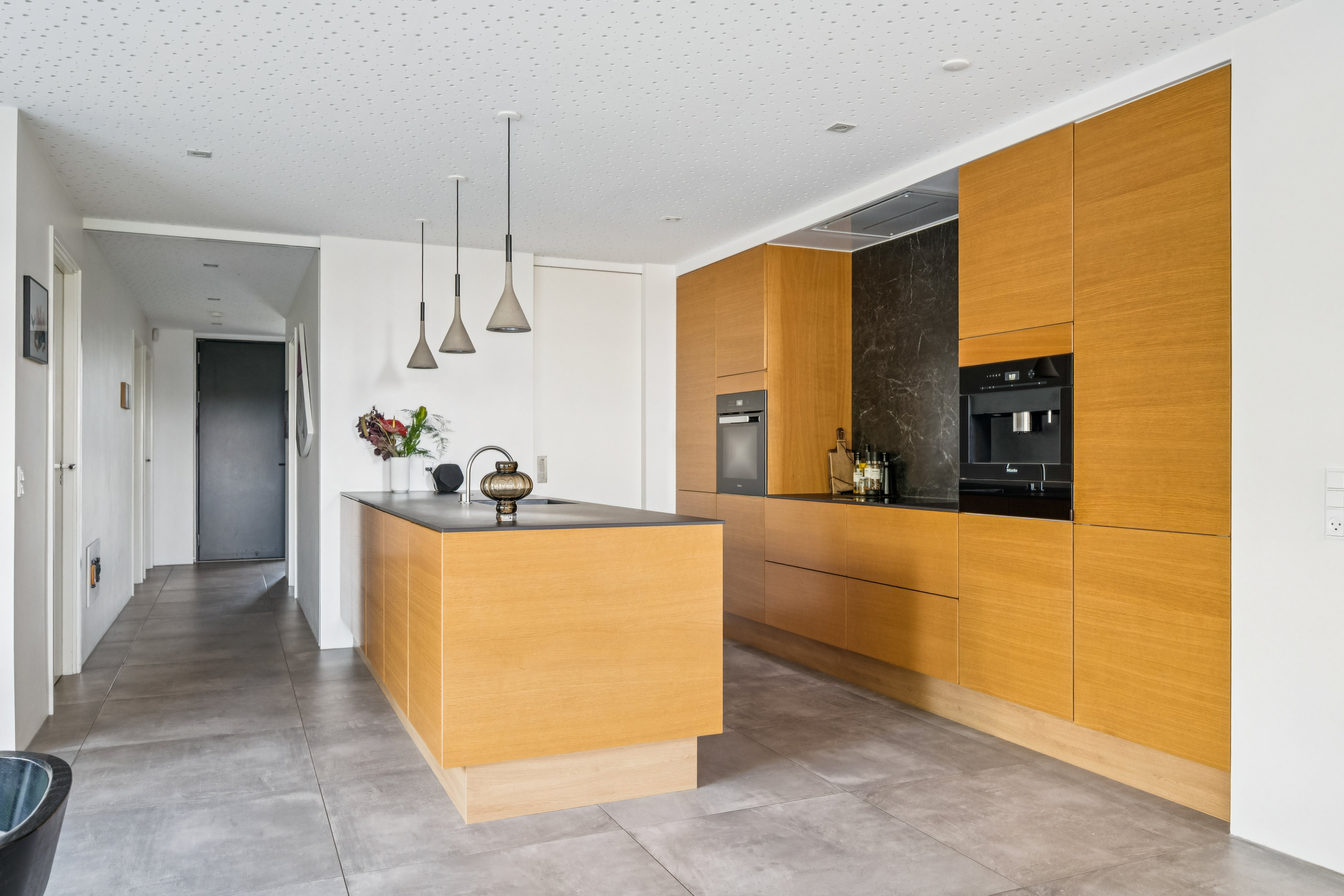 Miniaturebillede 2: værelse. Billede af Strandbakkevej 24, 8250 Egå