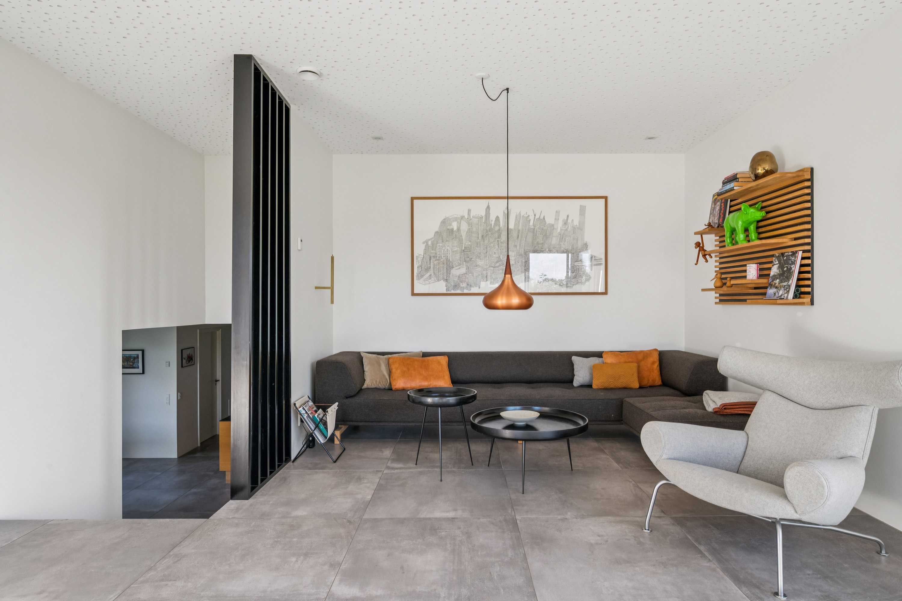 Fremhævet stue billede i fuldskærmstilstand. Billede af Strandbakkevej 24, 8250 Egå