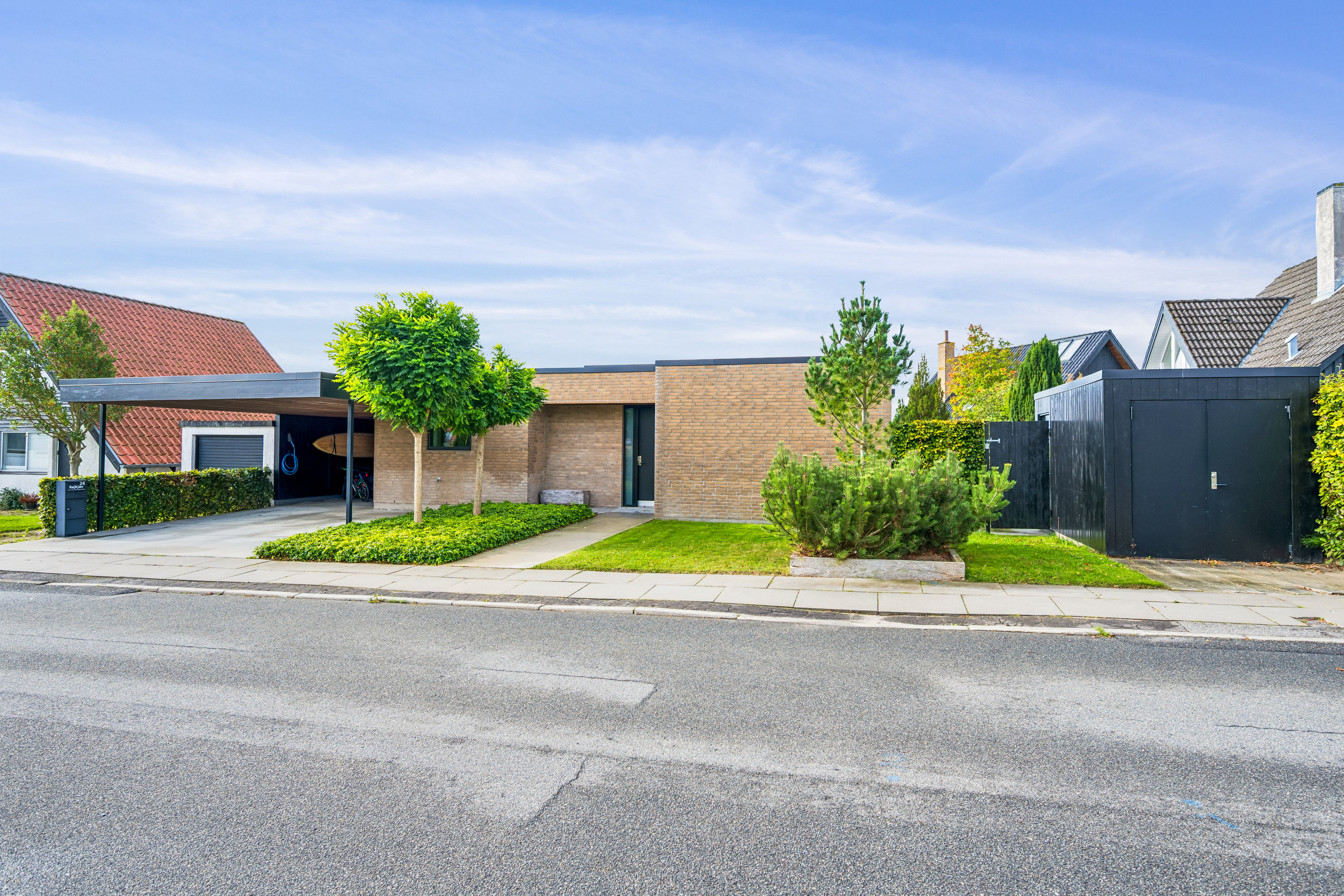 Fremhævet ejendom 1 billede i fuldskærmstilstand. Billede af Strandbakkevej 24, 8250 Egå