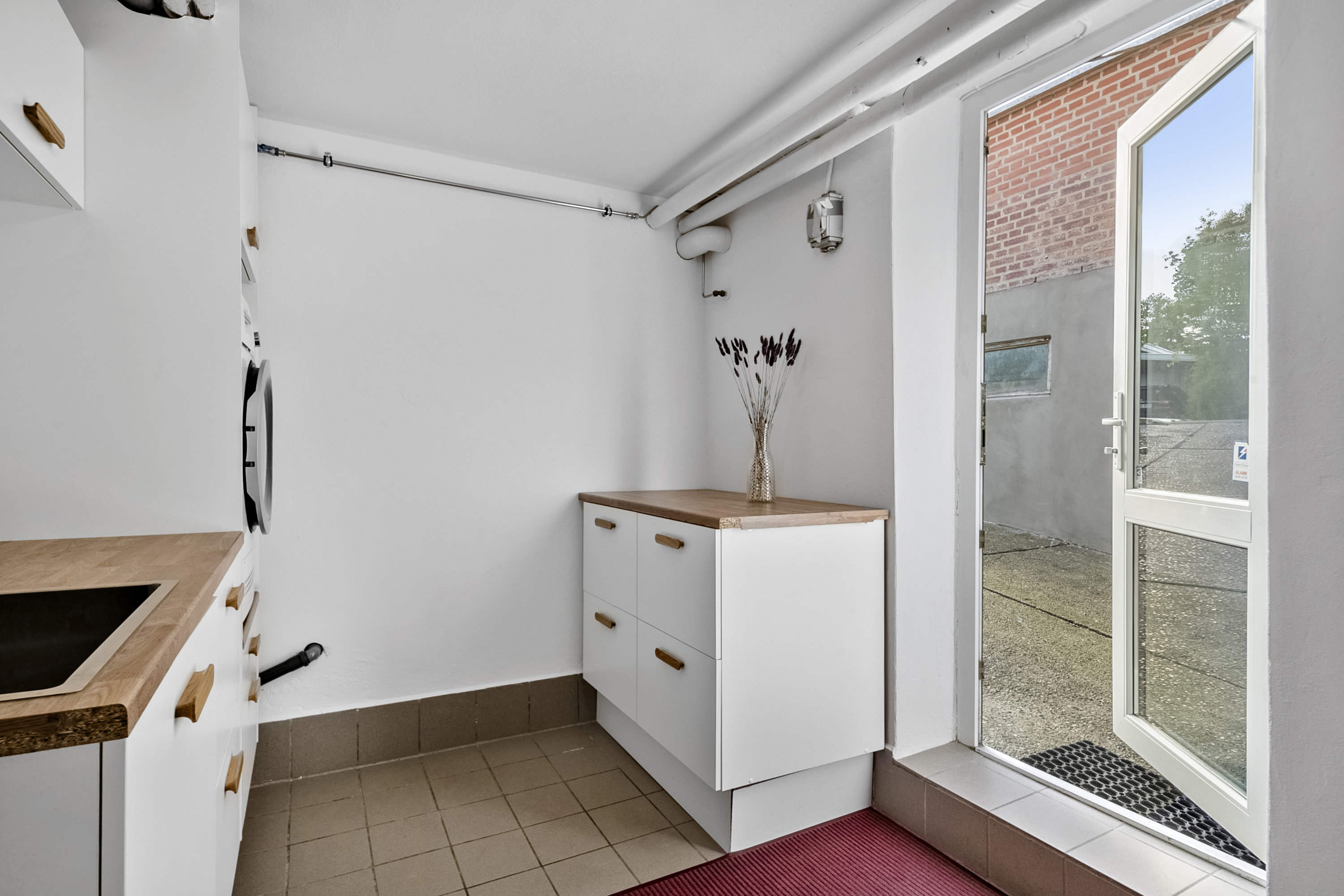 Fremhævet entré billede i fuldskærmstilstand. Billede af Ørebrogade 7, Christiansbjerg, 8200 Aarhus N