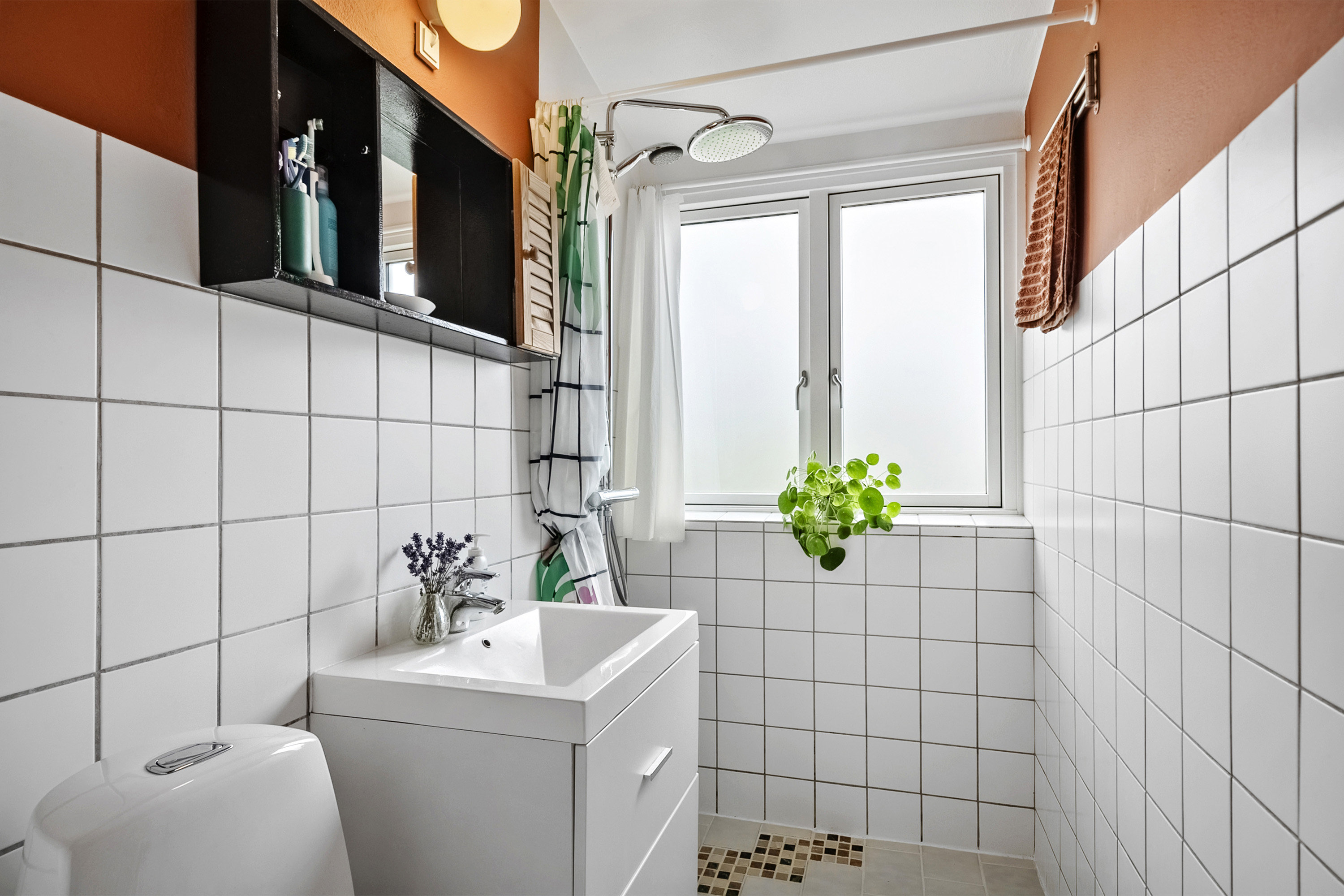 Fremhævet badeværelse billede i fuldskærmstilstand. Billede af Ørebrogade 7, Christiansbjerg, 8200 Aarhus N