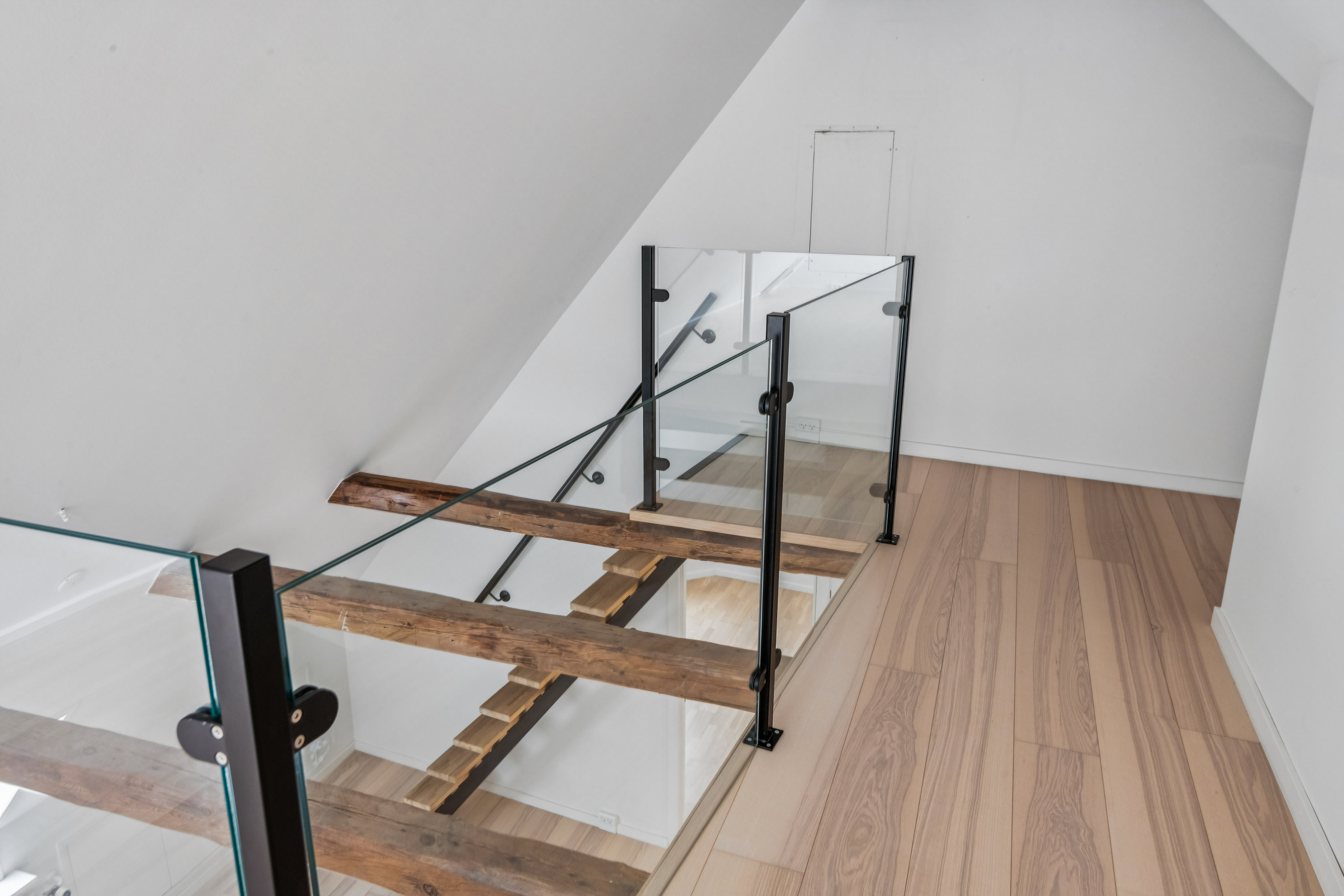 Fremhævet trappe billede i fuldskærmstilstand. Billede af Vesterbro 46, 5. tv., 9000 Aalborg