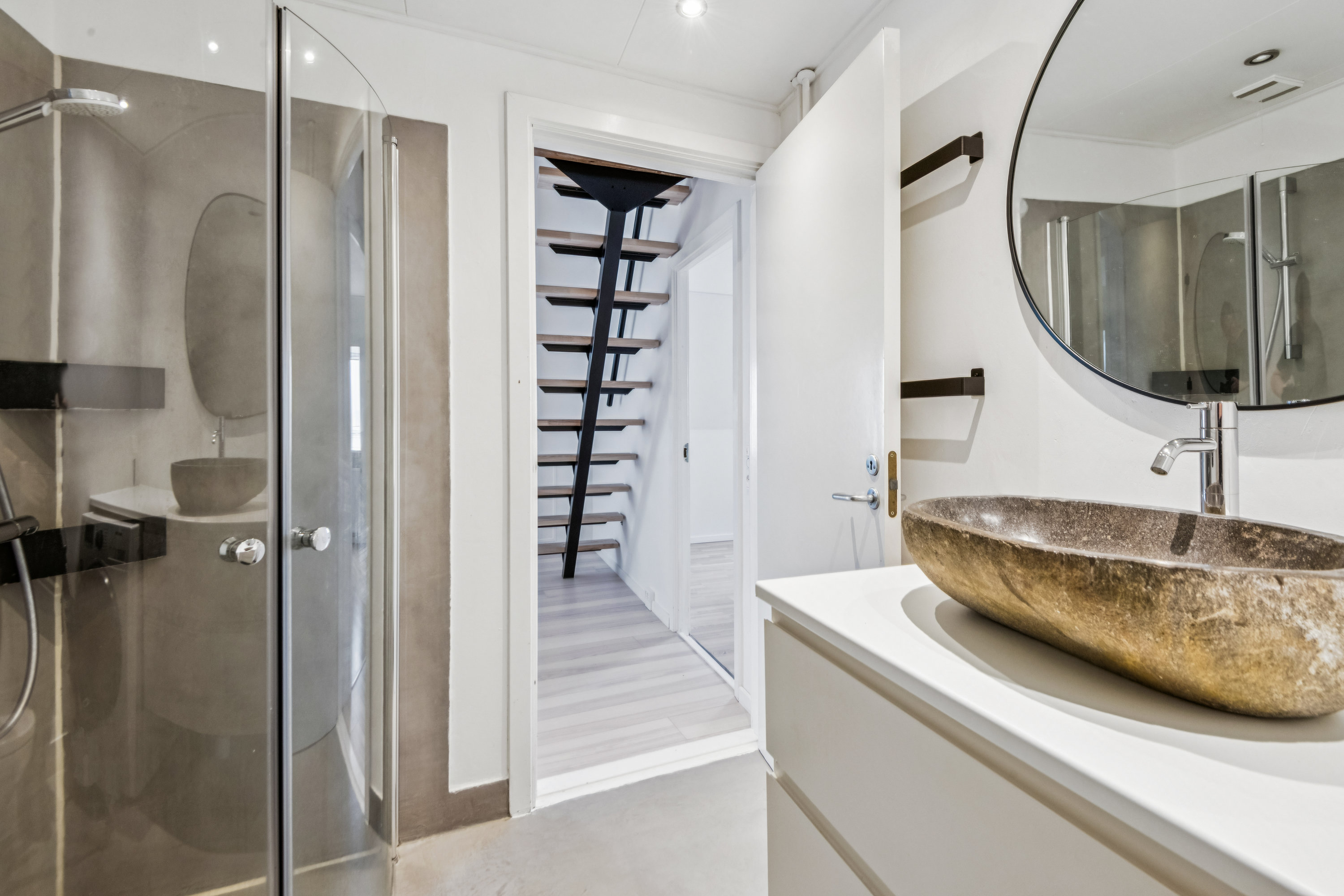 Fremhævet badeværelse billede i fuldskærmstilstand. Billede af Vesterbro 46, 5. tv., 9000 Aalborg